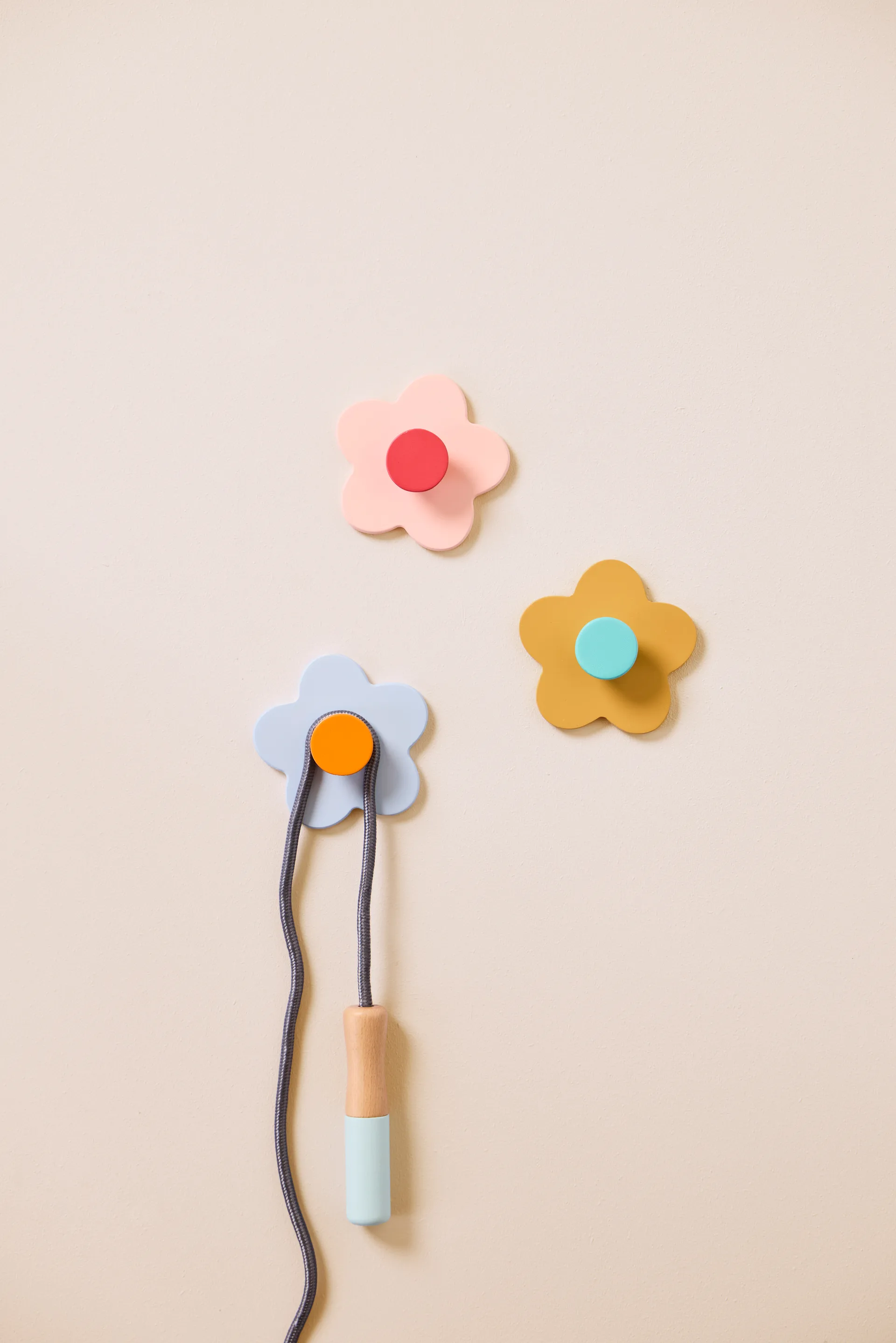Kid's Base flower 挂钩 3-piece, 彩色 Kid's Concept