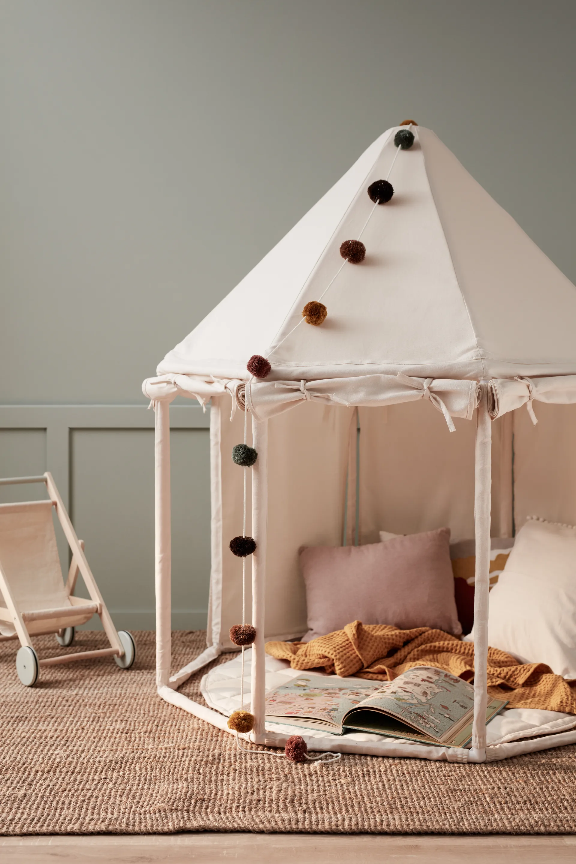 Kid's Base 马戏团帐篷, 自然白色 Kid's Concept