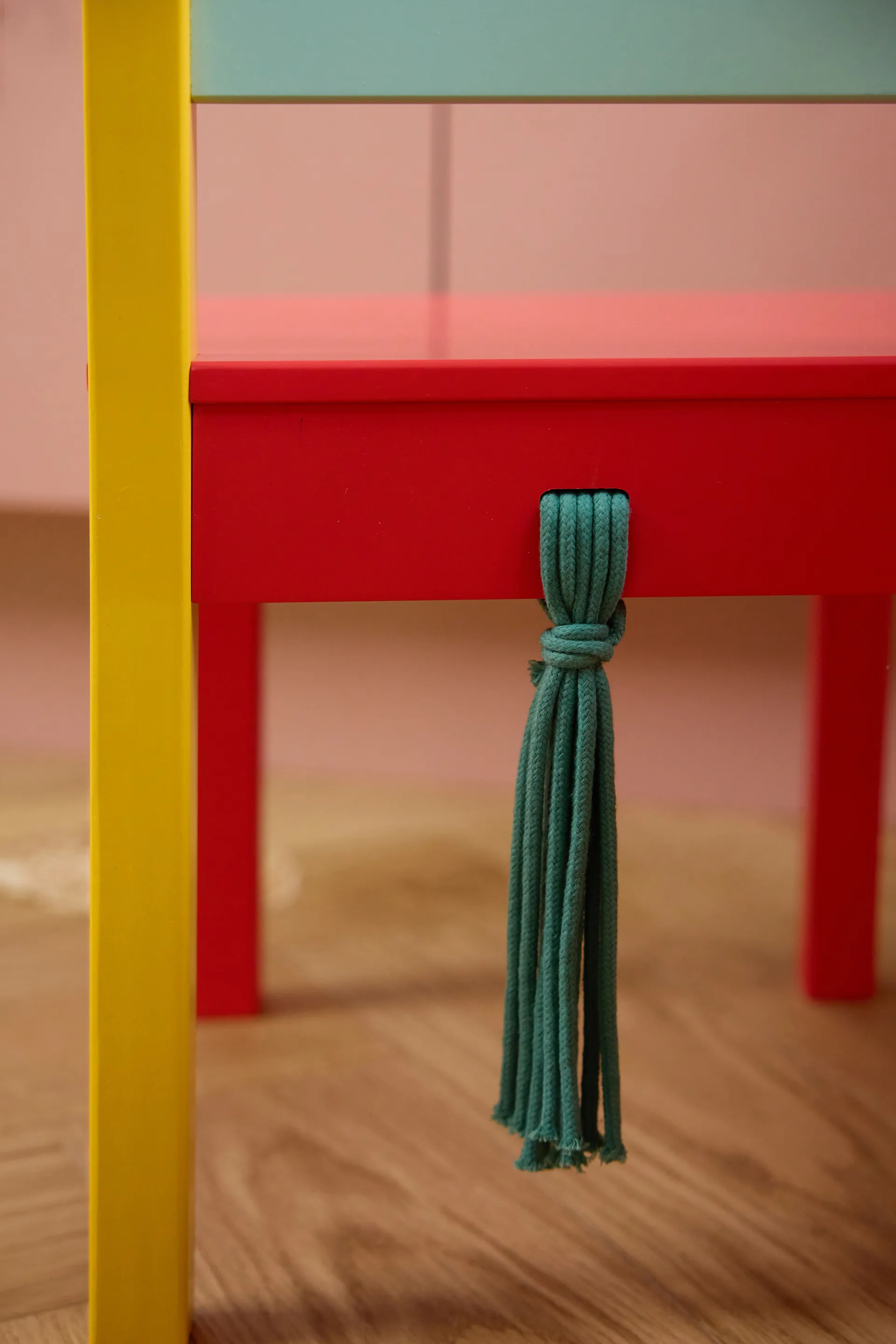 Pippi 椅子, 彩色 Kid's Concept
