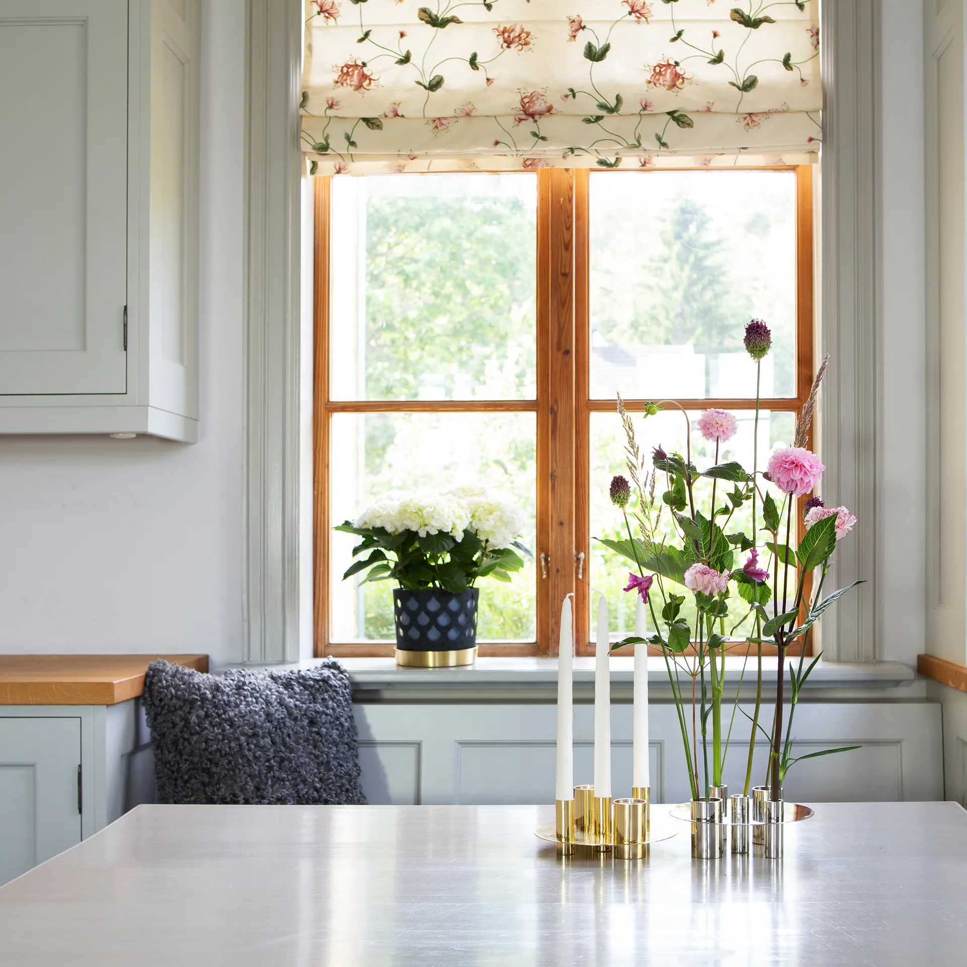 Awa 烛台 , Brass KLONG