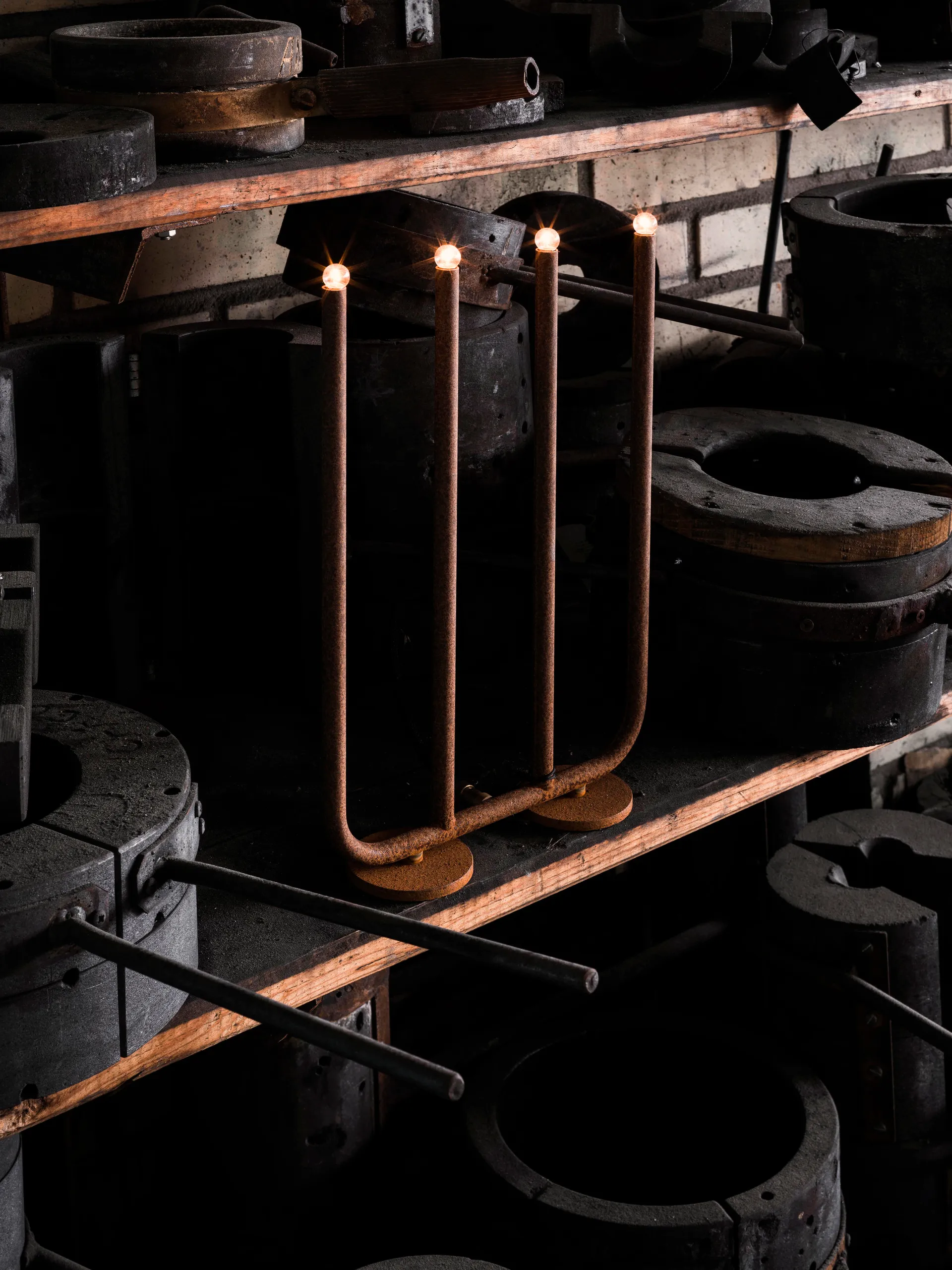 December Ateljé 2023 烛台, 锈红色 Konsthantverk