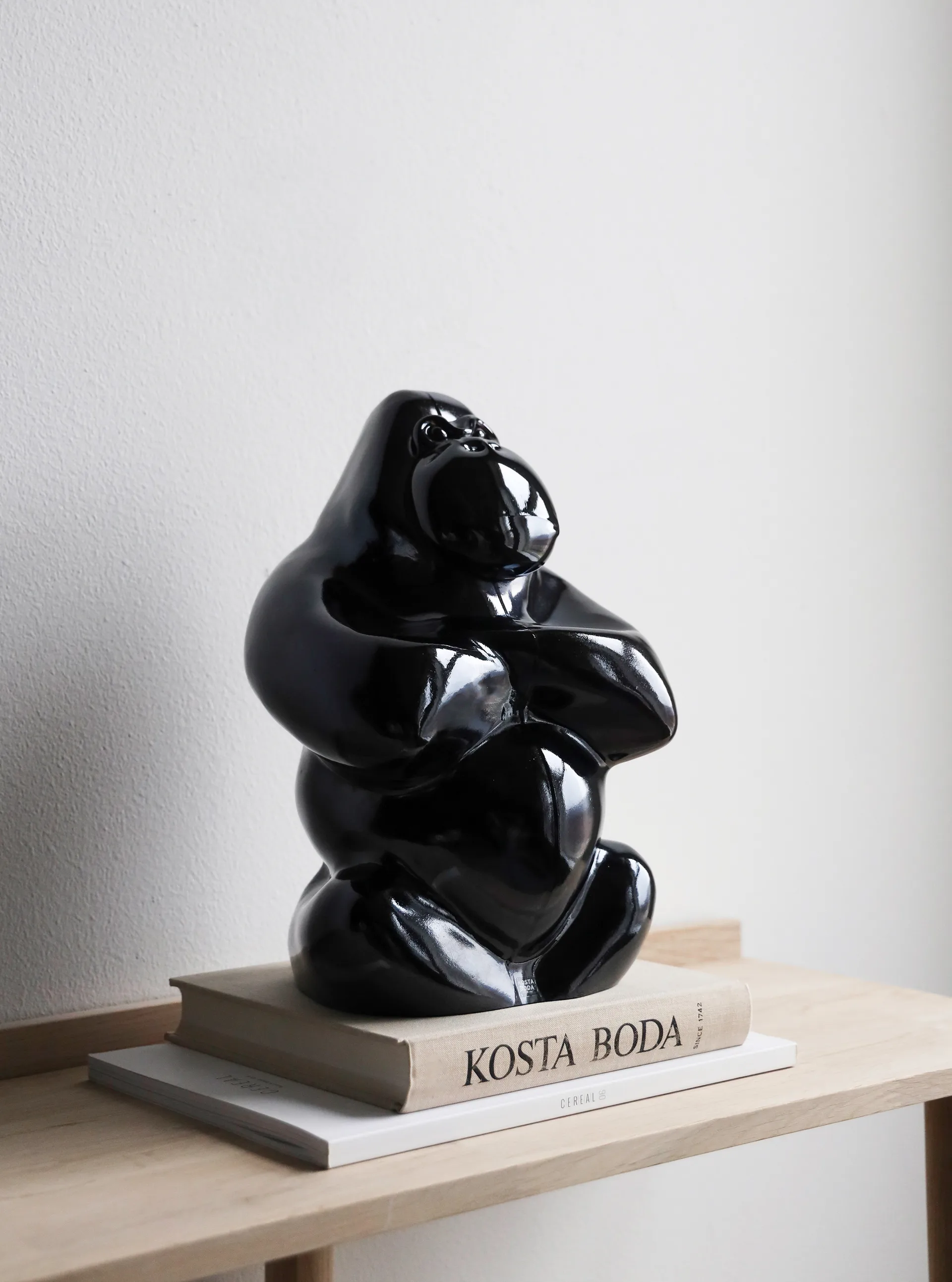 Gabba Gabba Hey sculpture 305 mm, 黑色 Kosta Boda
