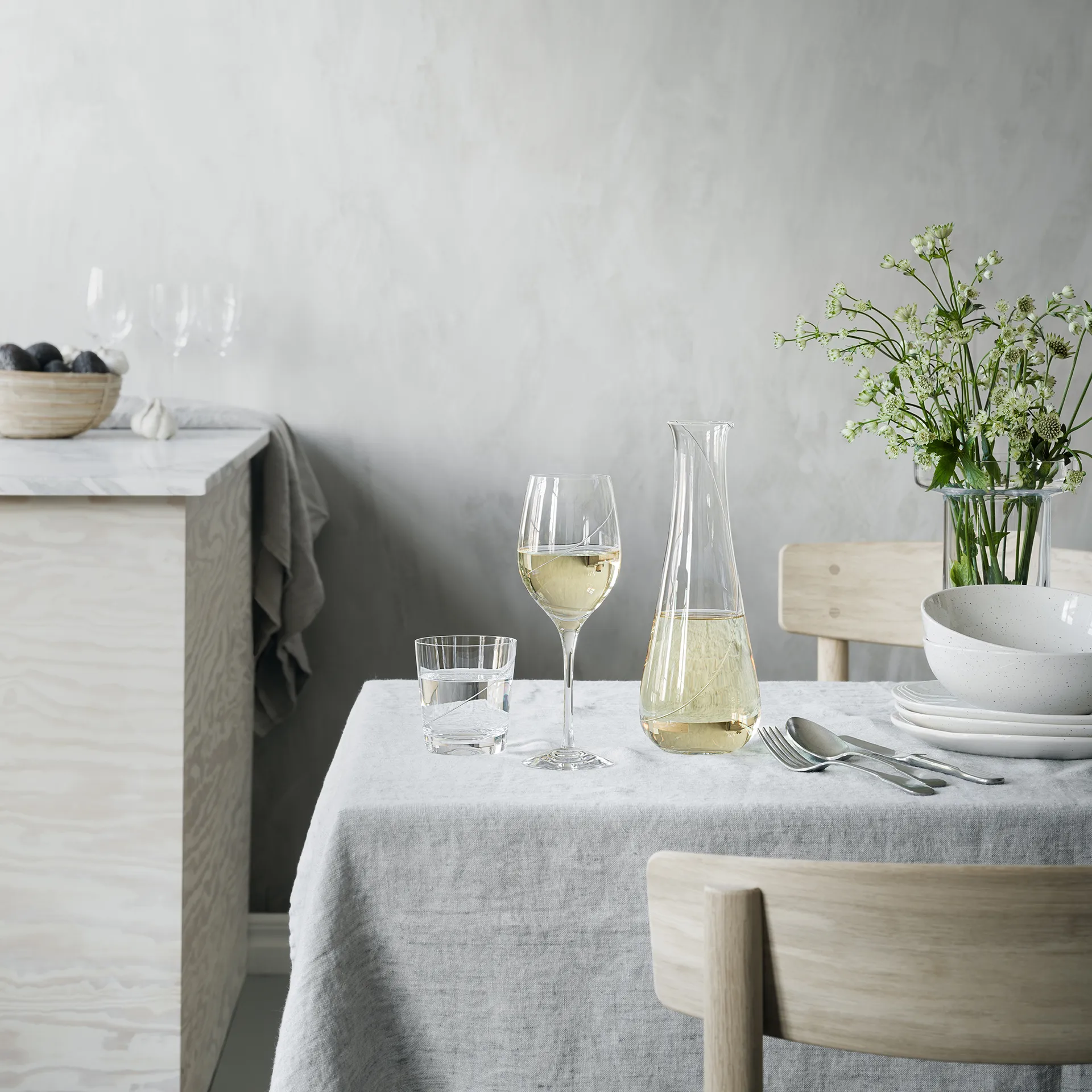 Line 红酒杯 XL 44 cl, Clear Kosta Boda