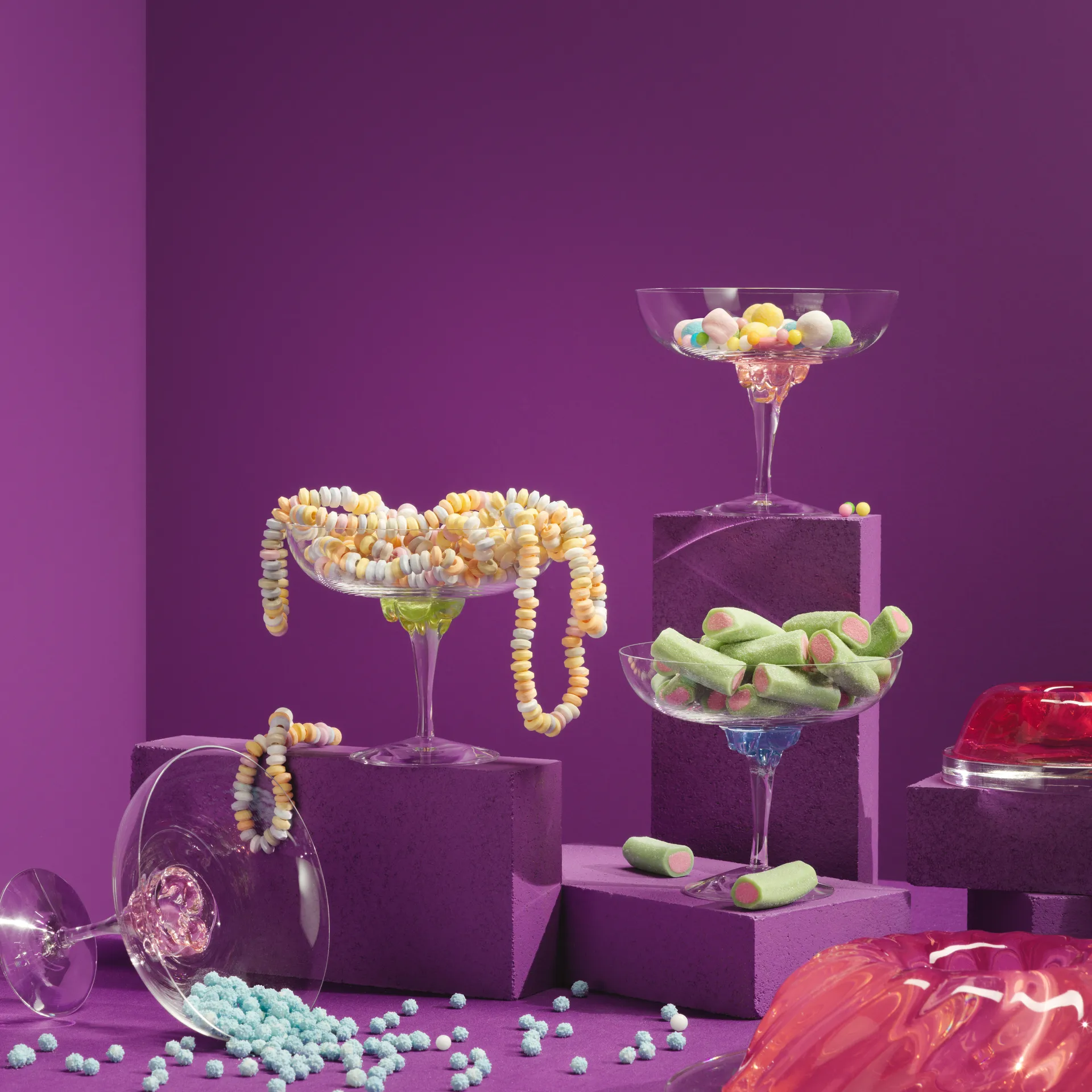 Sugar Dandy coupe glass 32 cl, 蓝色 Kosta Boda