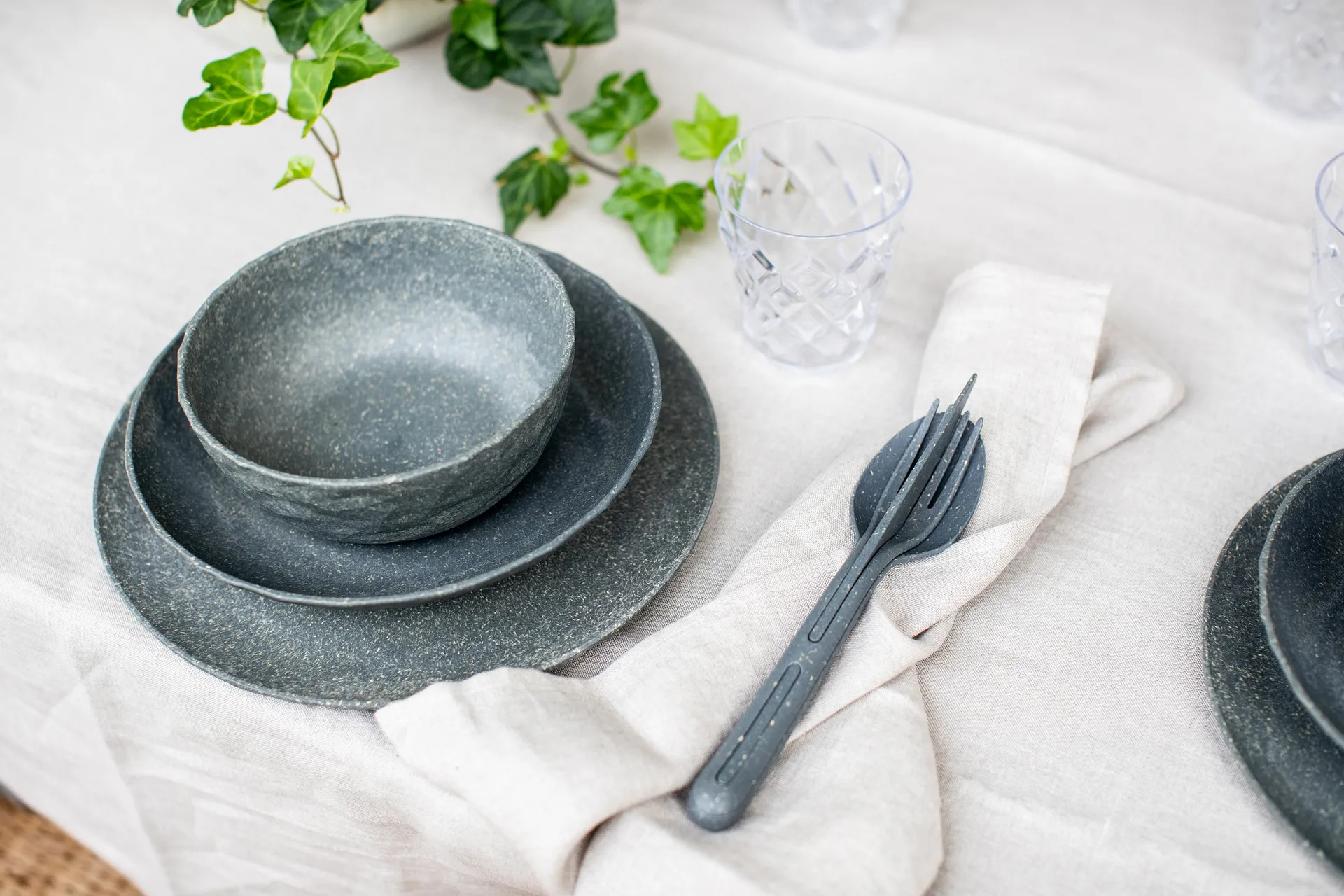 Club 碗 Ø16.2 cm 四件套装 biocircular thermoplastic, Nature 白蜡木 灰色 Koziol