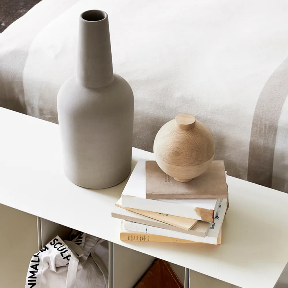 Dome 北欧简约风格花瓶, 灰色化妆土_中号 Kristina Dam Studio