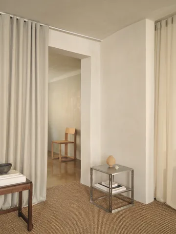 Foldable 小边桌 40x40 cm - Brushed 不锈钢 - Kristina Dam Studio