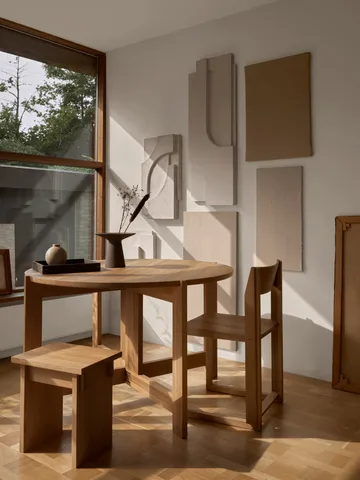 Outline 椅子 - Warm 漆橡木-核桃色 - Kristina Dam Studio