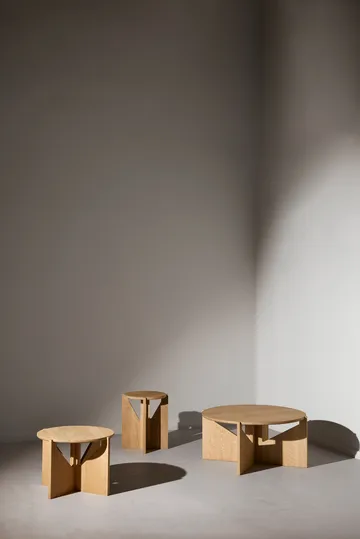 Simple XL 咖啡桌 Ø78cm - 暖色调涂漆橡木 - Kristina Dam Studio