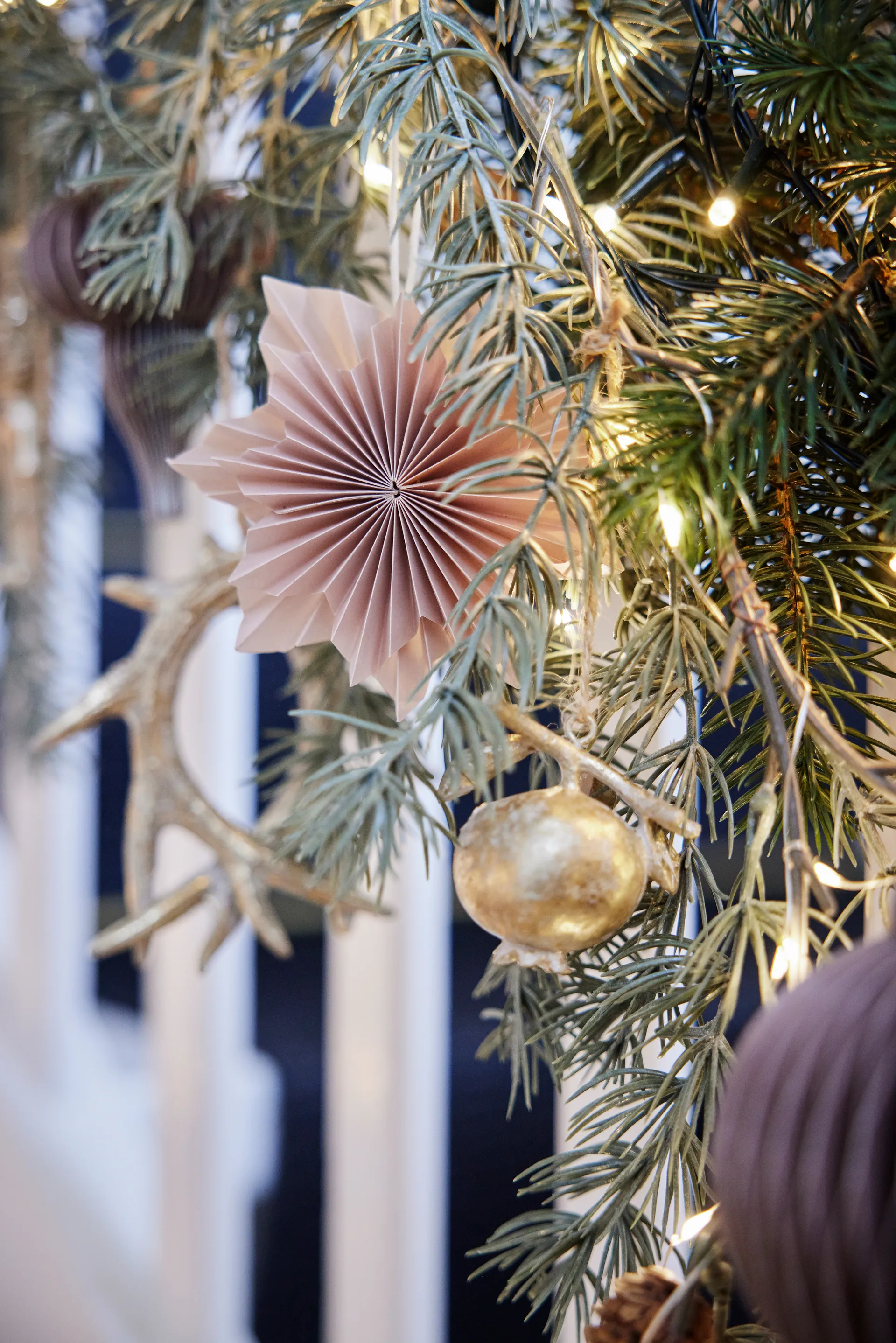 Palisa flower 装饰 衣架/架子 10 cm, Dark 玫瑰色 Lene Bjerre