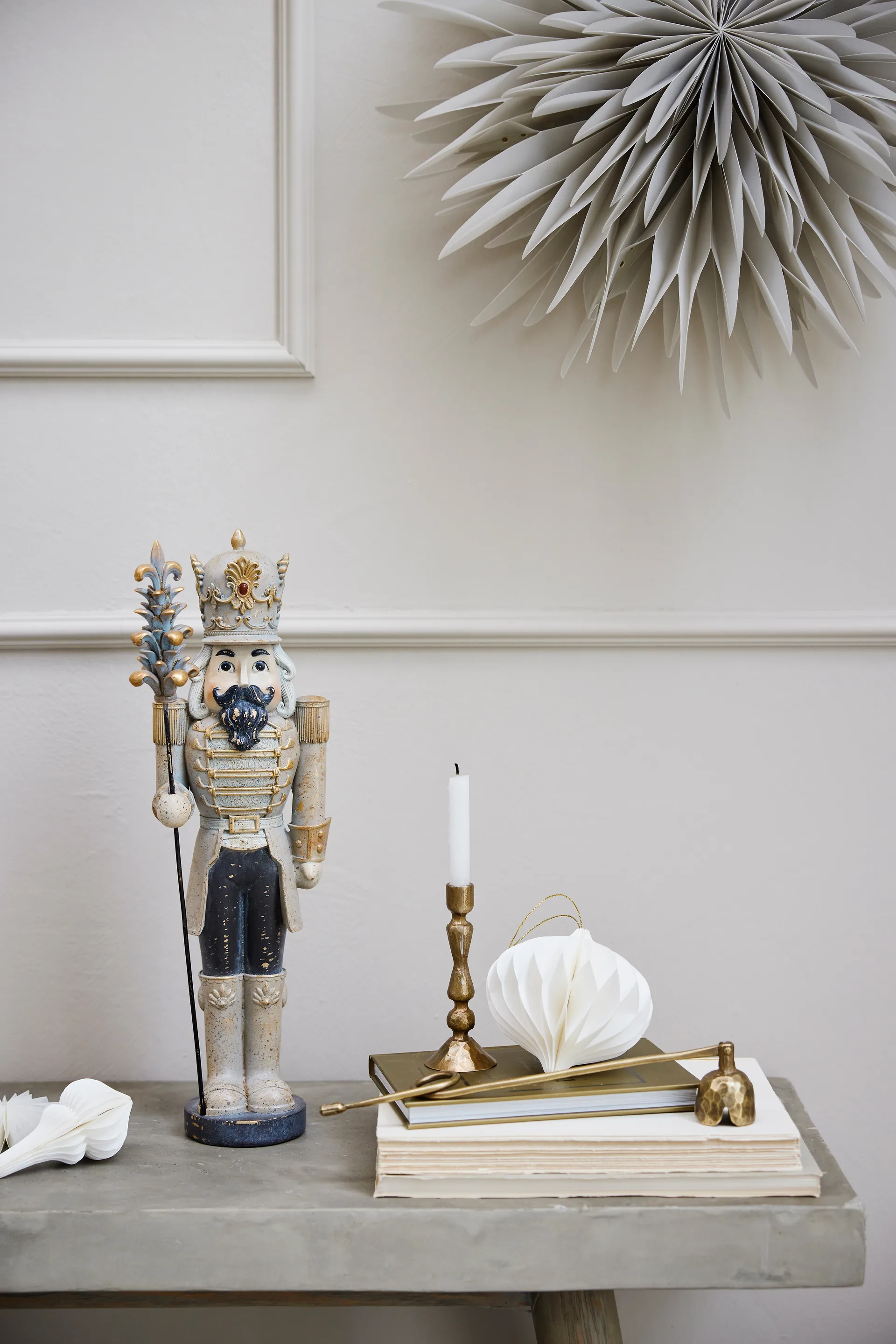 Palisia 装饰 star Ø40 cm, 浅灰色 Lene Bjerre