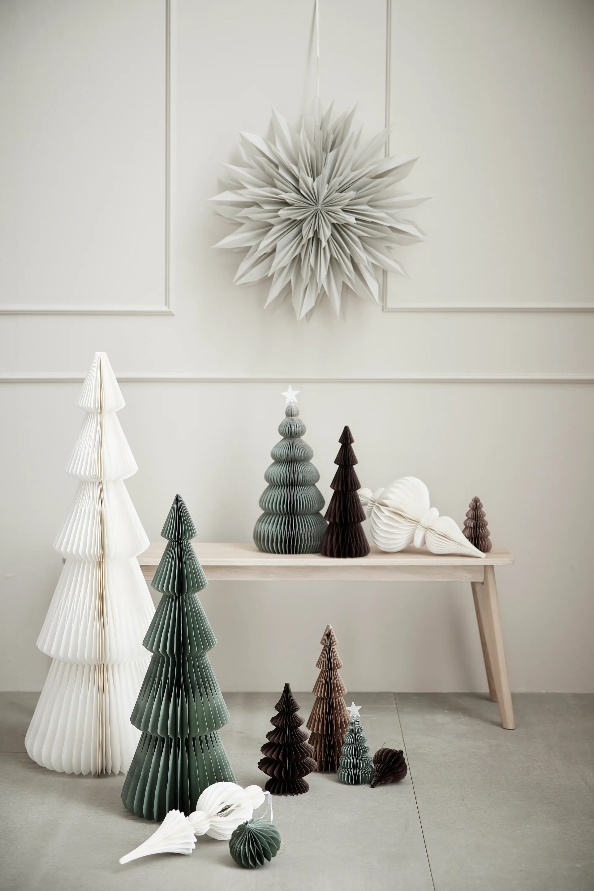 Palisia 装饰 star Ø60 cm, 浅灰色 Lene Bjerre