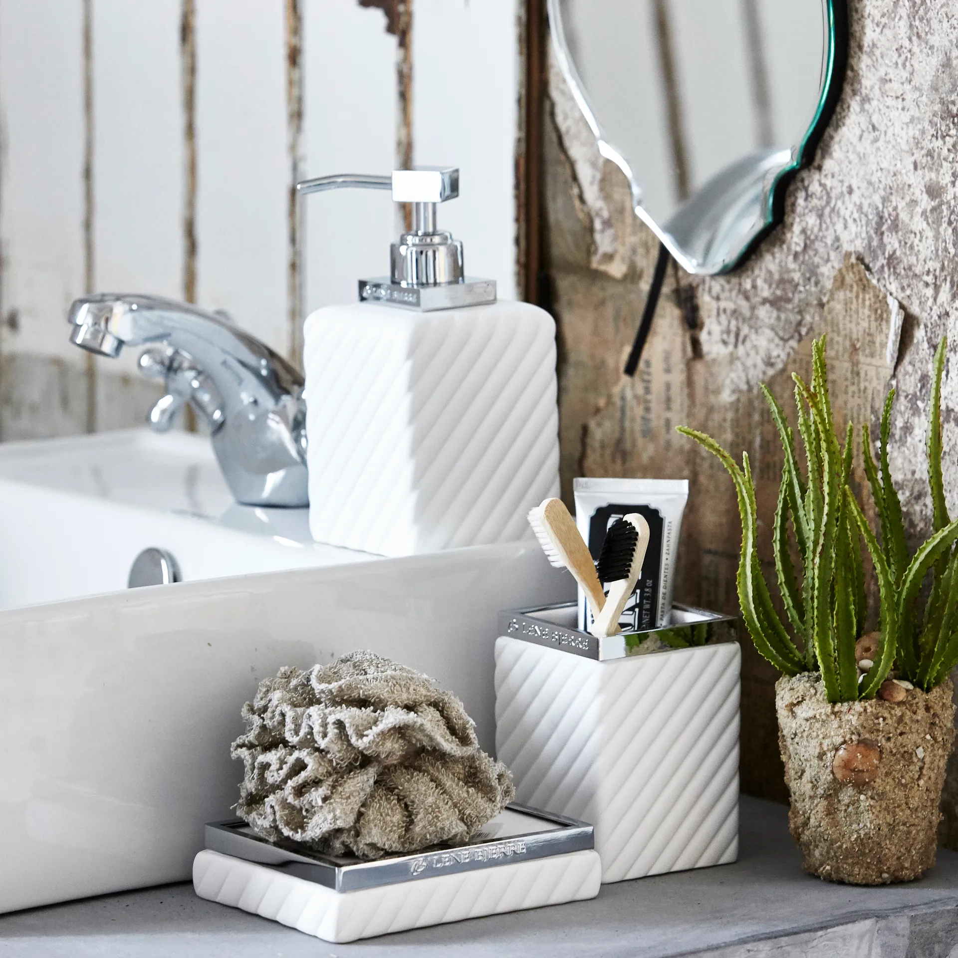 Portia toothbrush 马克杯, 白色-银色 Lene Bjerre