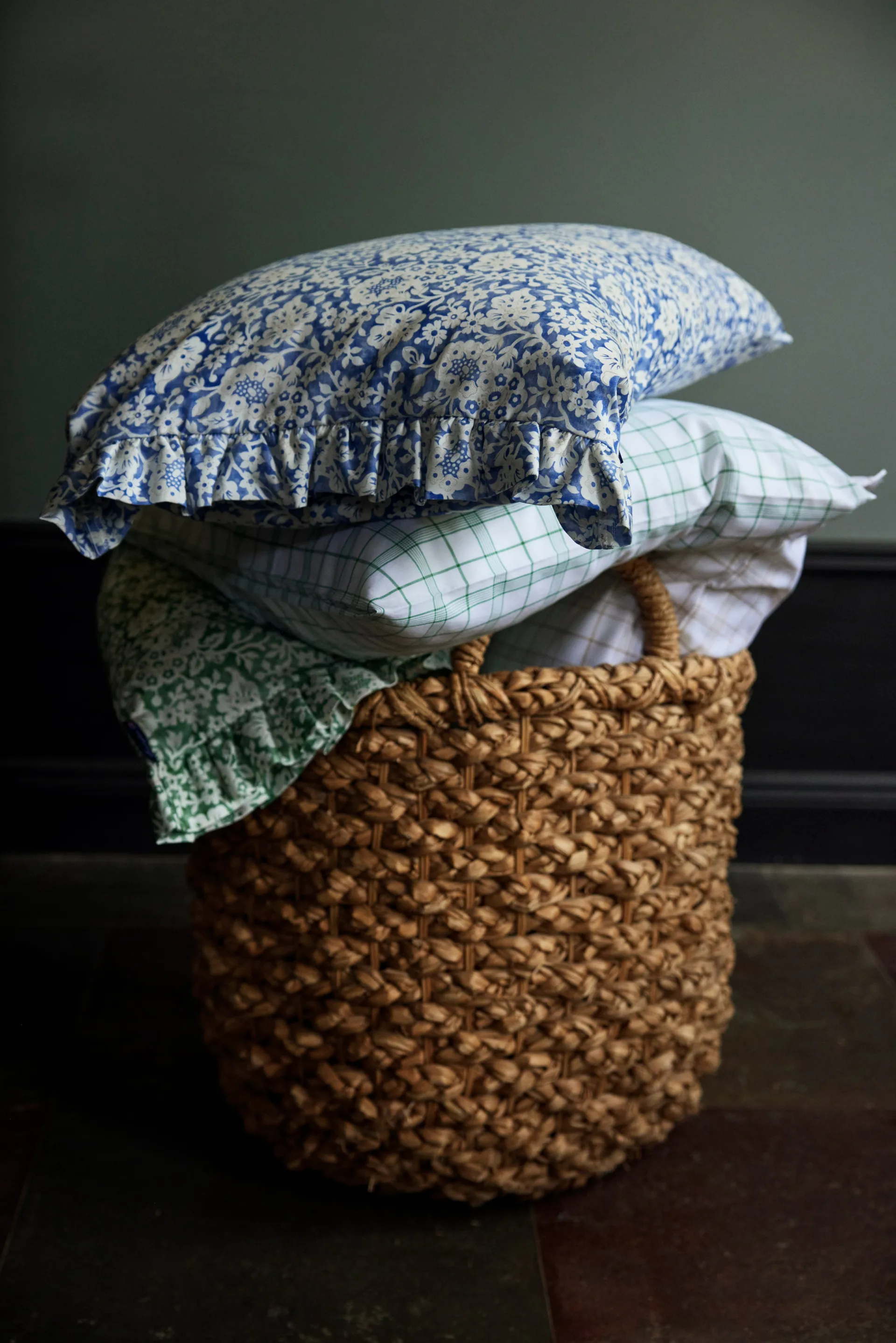 Blue Floral Printed Cotton Sateen 床上用品套装, 50x60 cm, 220x220 cm Lexington