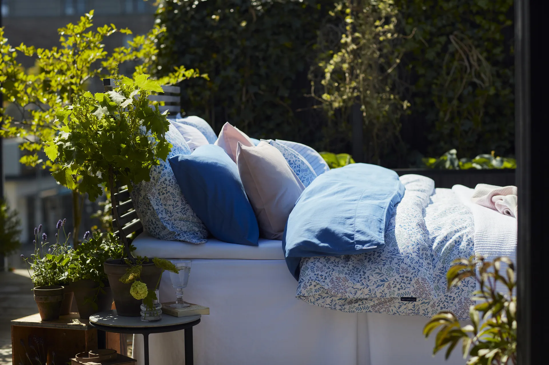 Flower Printed Cotton Sateen 床单  150x210 cm, 蓝色 Lexington