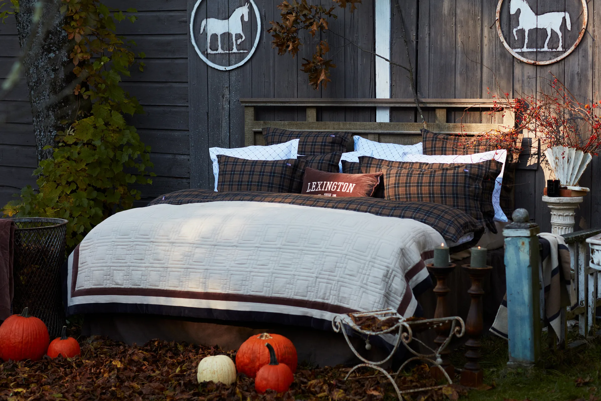 Graphic Quilted Organic Cotton 床罩 240x260 cm, Light beige-brown-dark grey Lexington