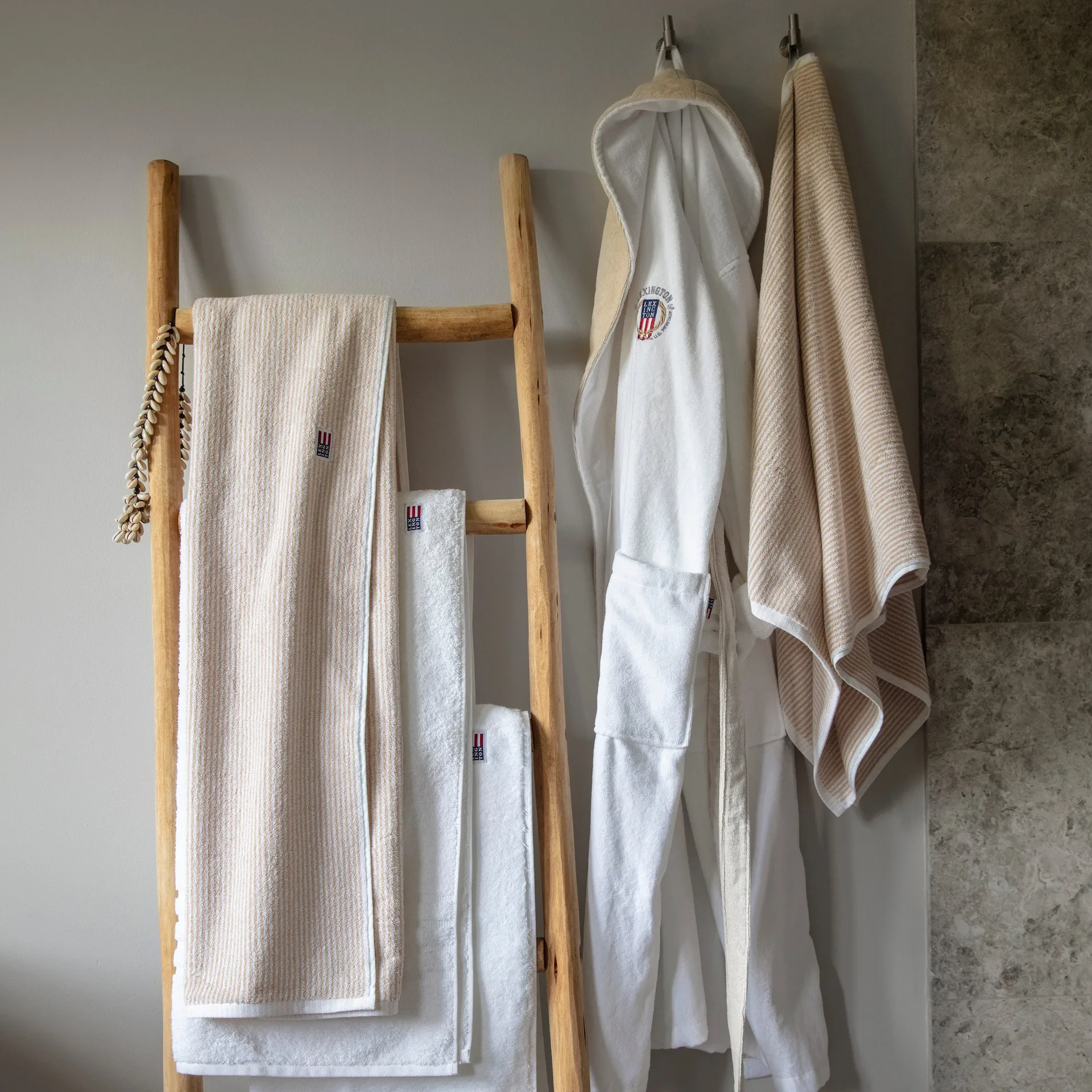 Icons Original Striped 浴巾 70x130 cm, 白色-tan Lexington