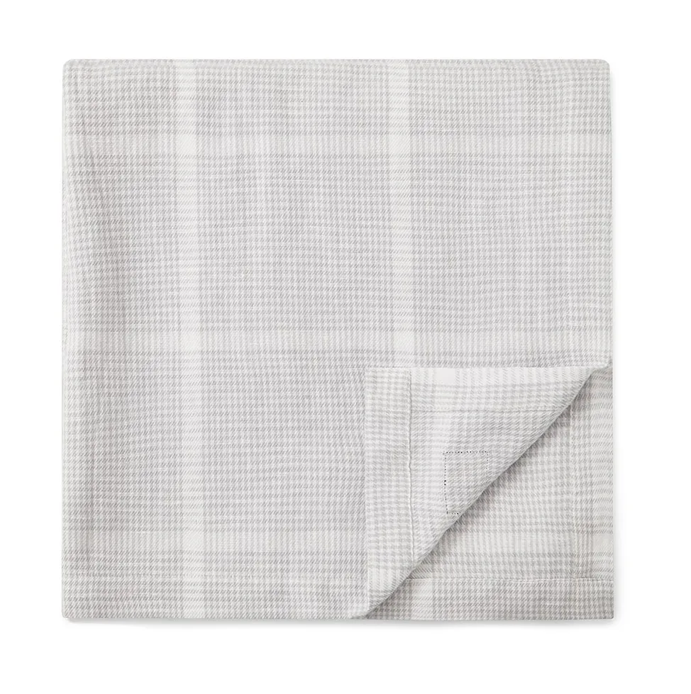 Pepita Check Cotton Linen 桌布 150x350 cm, 白色-浅绿色 Lexington