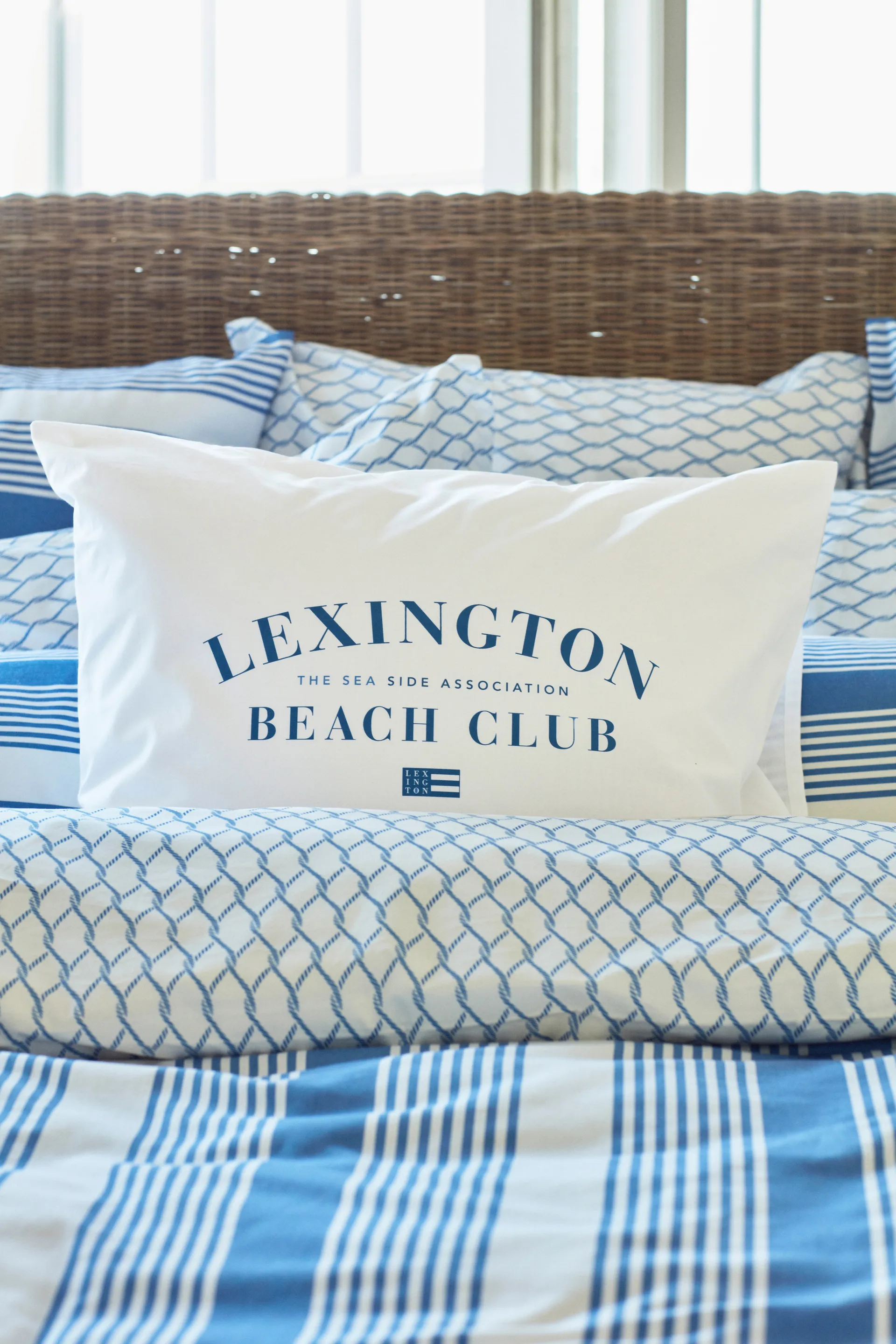 Printed Organic Cotton Poplin 枕头套 50x60 cm, Blue-white Lexington