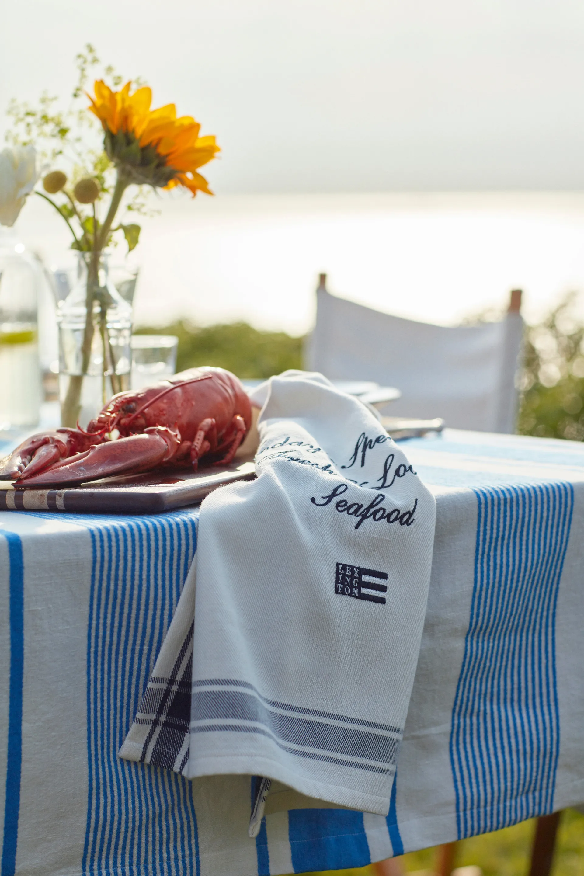 Striped Linen Cotton 桌布 150x250 cm, Blue-white Lexington