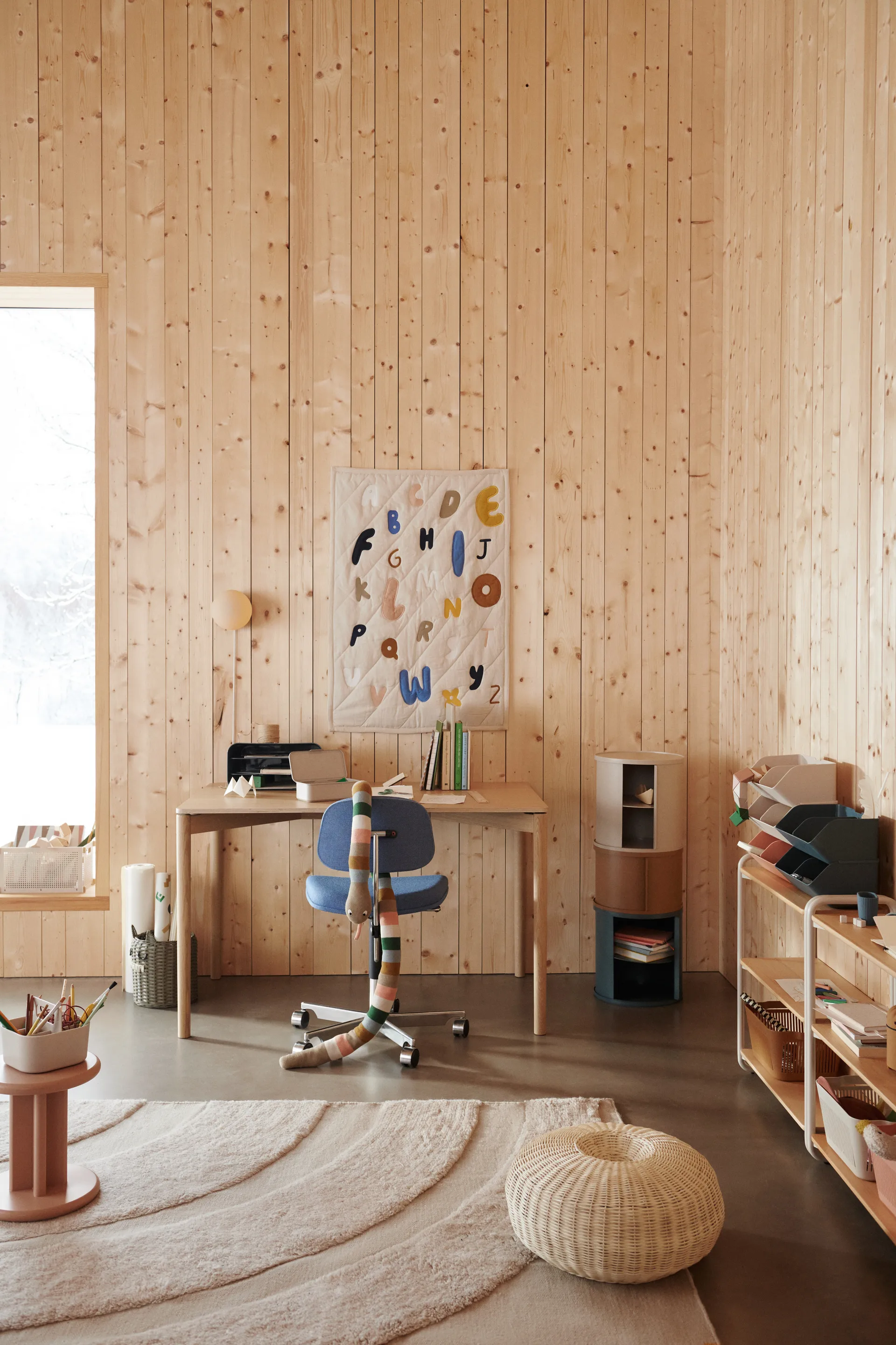 Damien 小边桌 Ø32x33 cm, Sandy Liewood