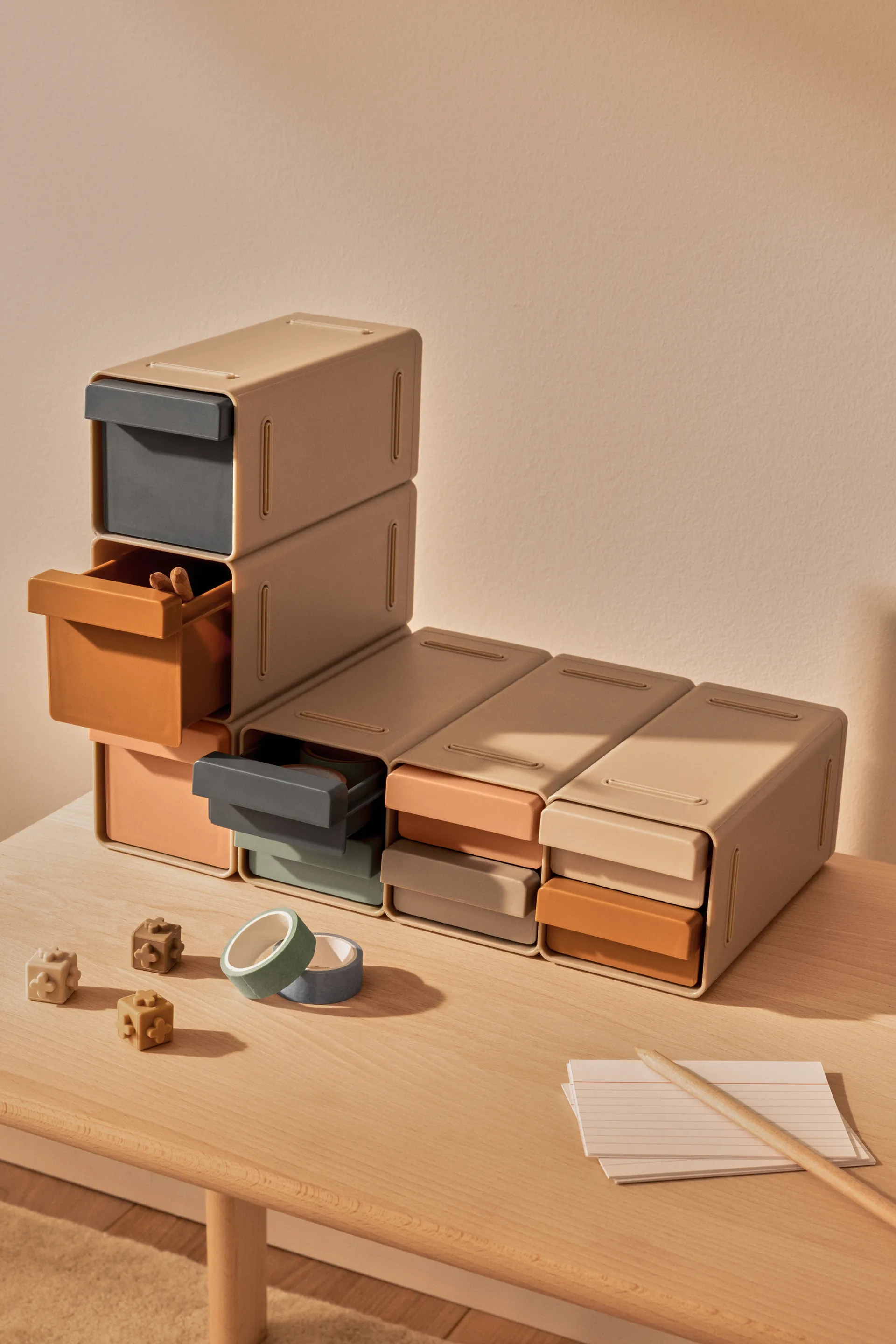 Kylian 储物箱, 沙色彩色混合 Liewood