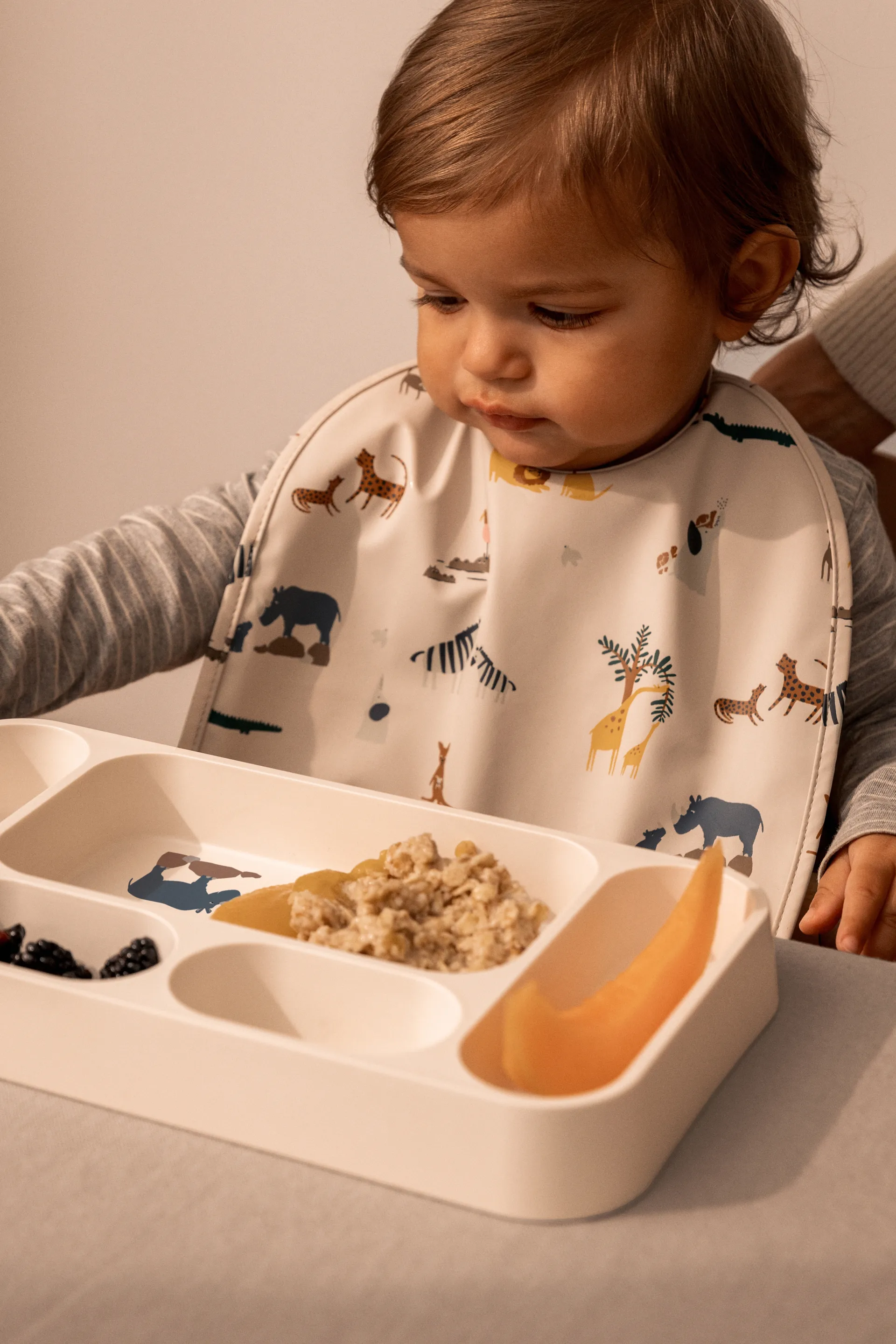 Mosu 盘子 with 6 compartments 17x30 cm, All together-沙色 Liewood