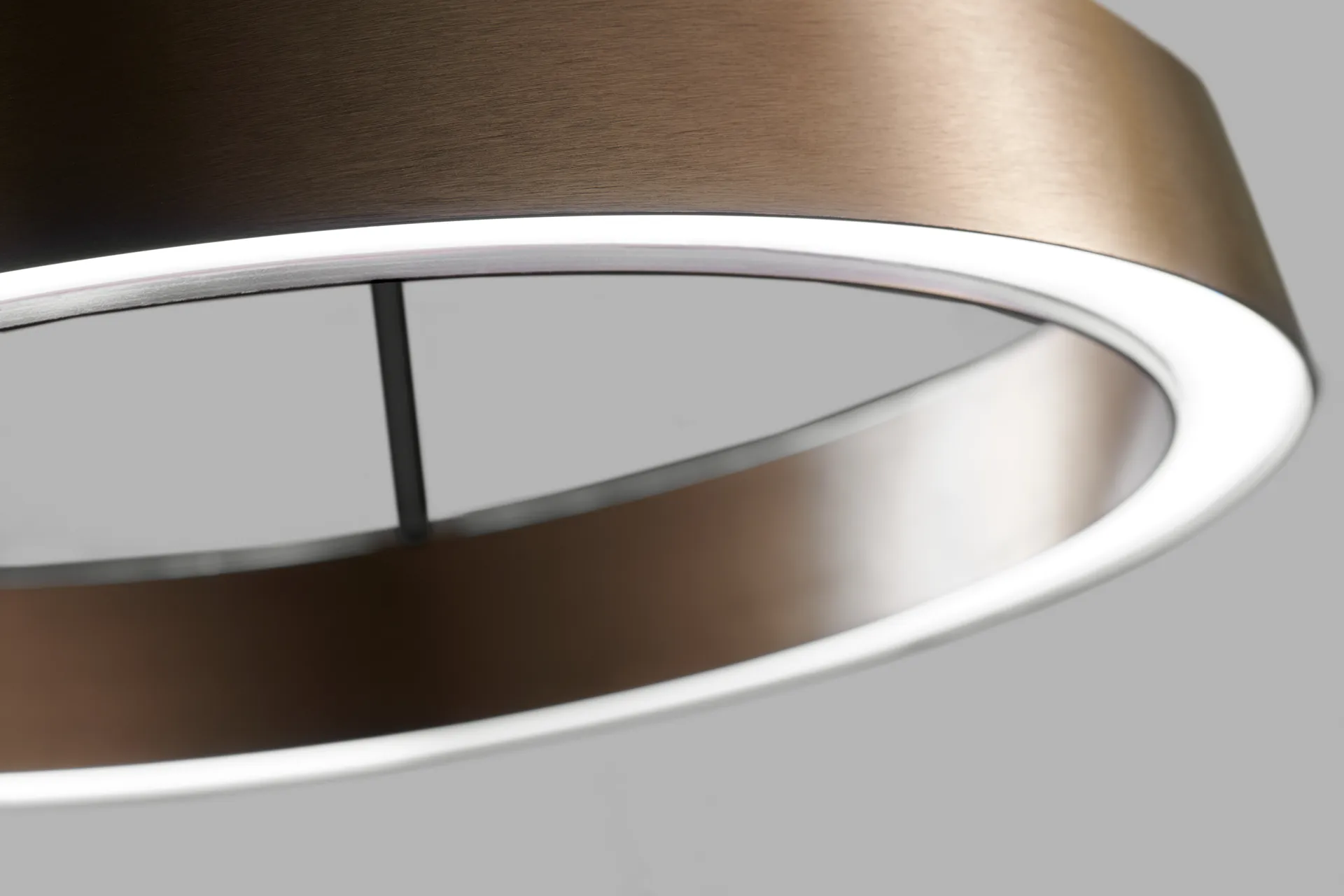 Edge round Ø40 吊灯 switch tune, 玫瑰色 金色 Light-Point