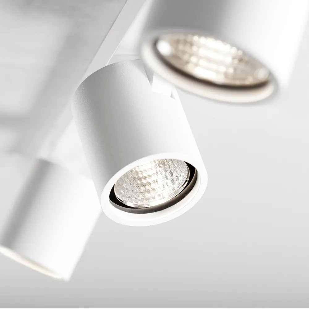 Focus Line spotlight, 白色, 2700 kelvin Light-Point