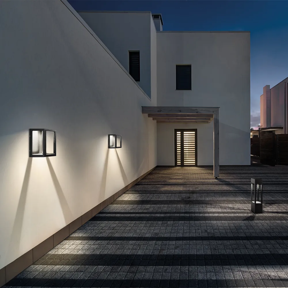 Lantern W1 壁灯, 黑色 Light-Point