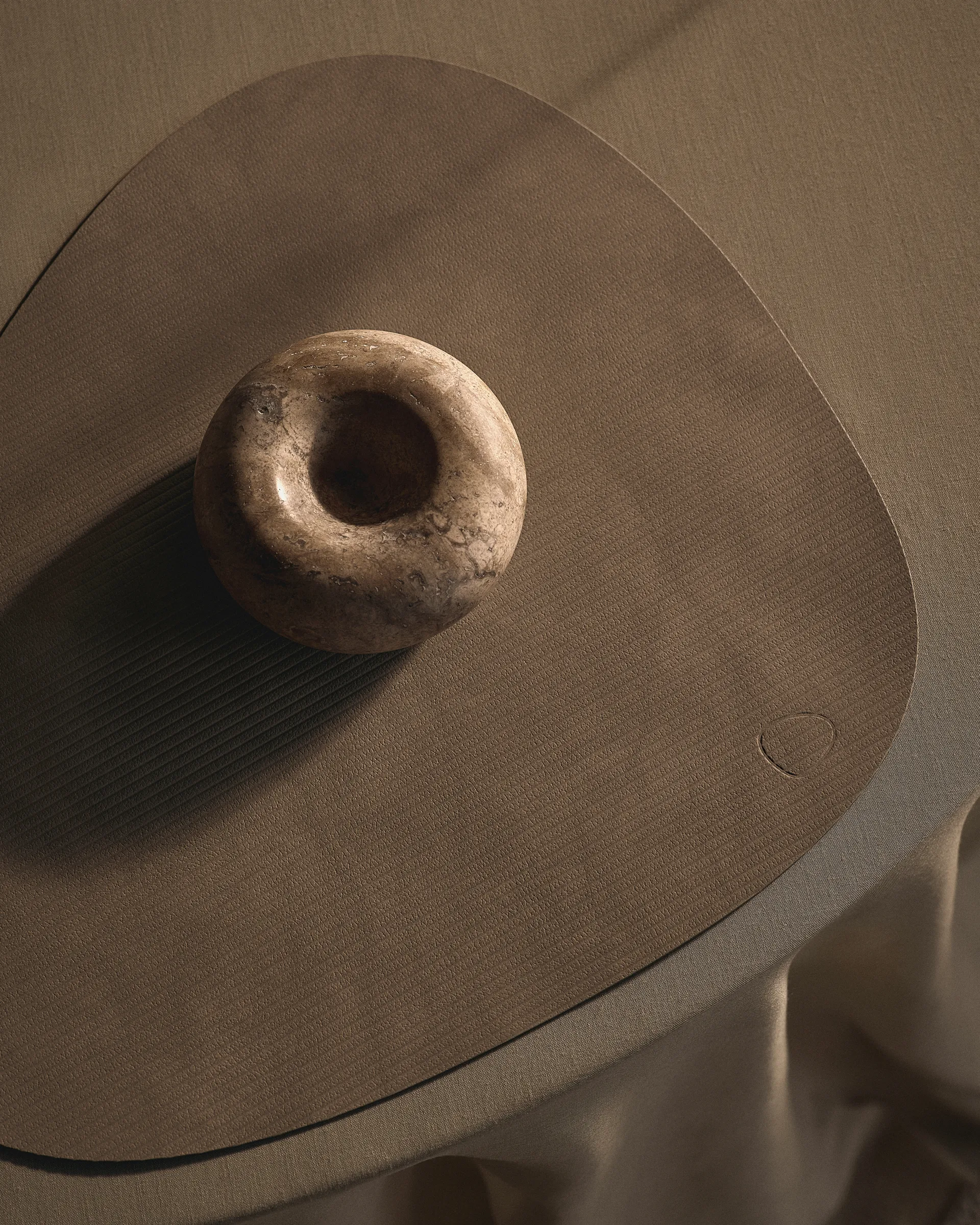 Corduroy 餐垫 curve L, Nomad 灰色 LIND DNA