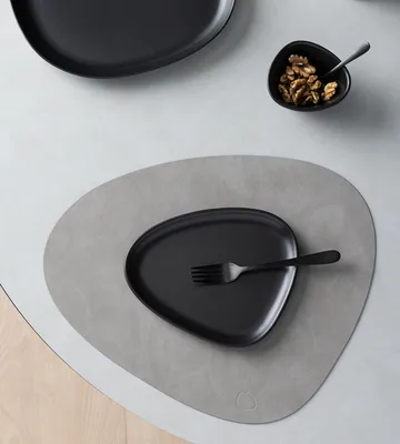Curve Stoneware 小盘 19x22cm - 黑色 - LIND DNA