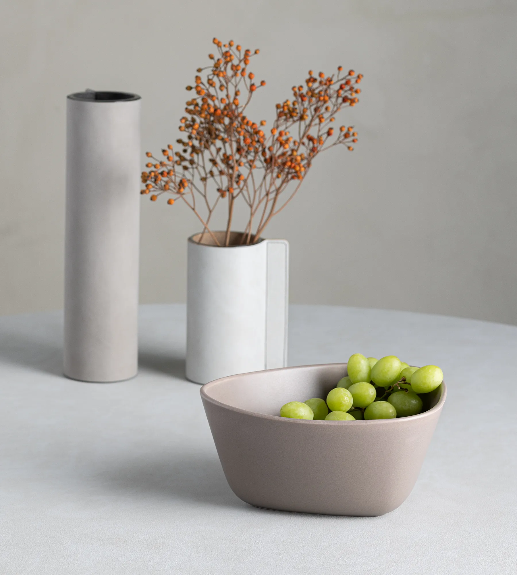 Curve Stoneware 碗 中号 20x22cm, 暖灰色 LIND DNA