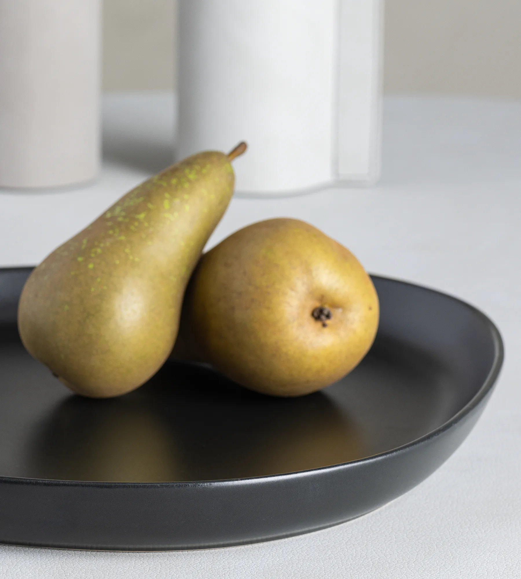 Curve Stoneware 大餐碟 30x35cm, 黑色 LIND DNA