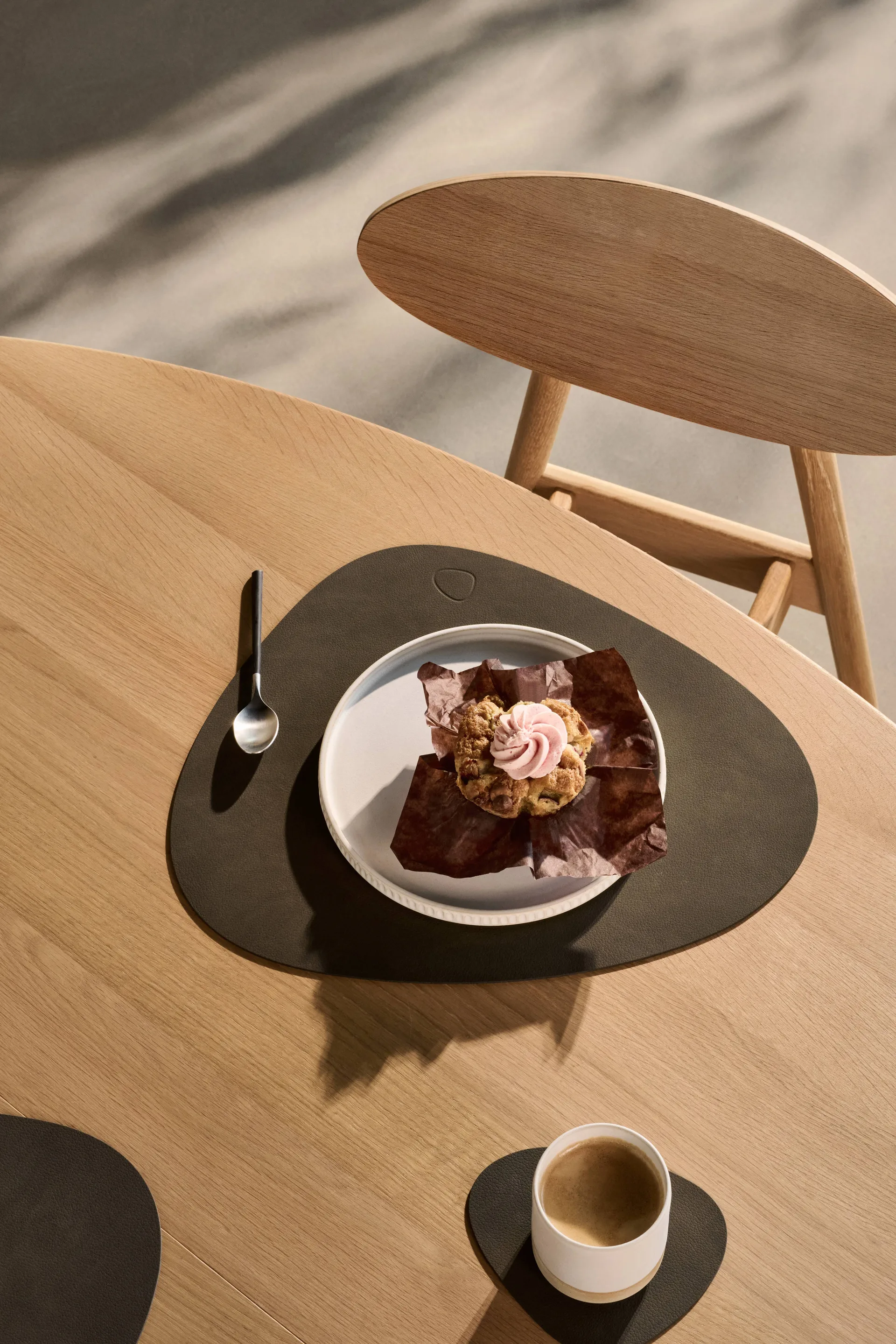 Nupo 餐垫 curve M, Caviar LIND DNA