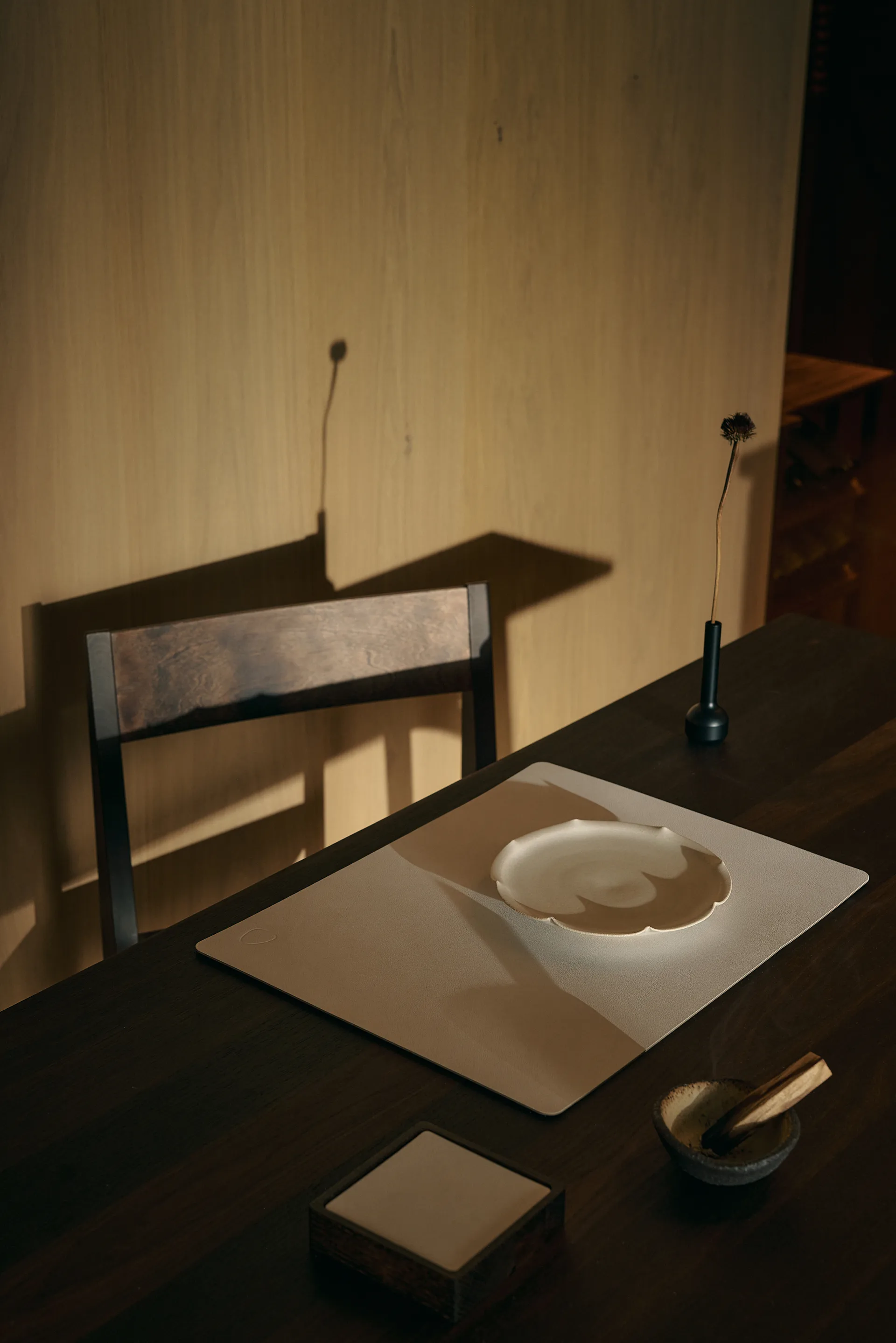 杯垫收纳木盒, 烟熏橡木色 方形 S LIND DNA