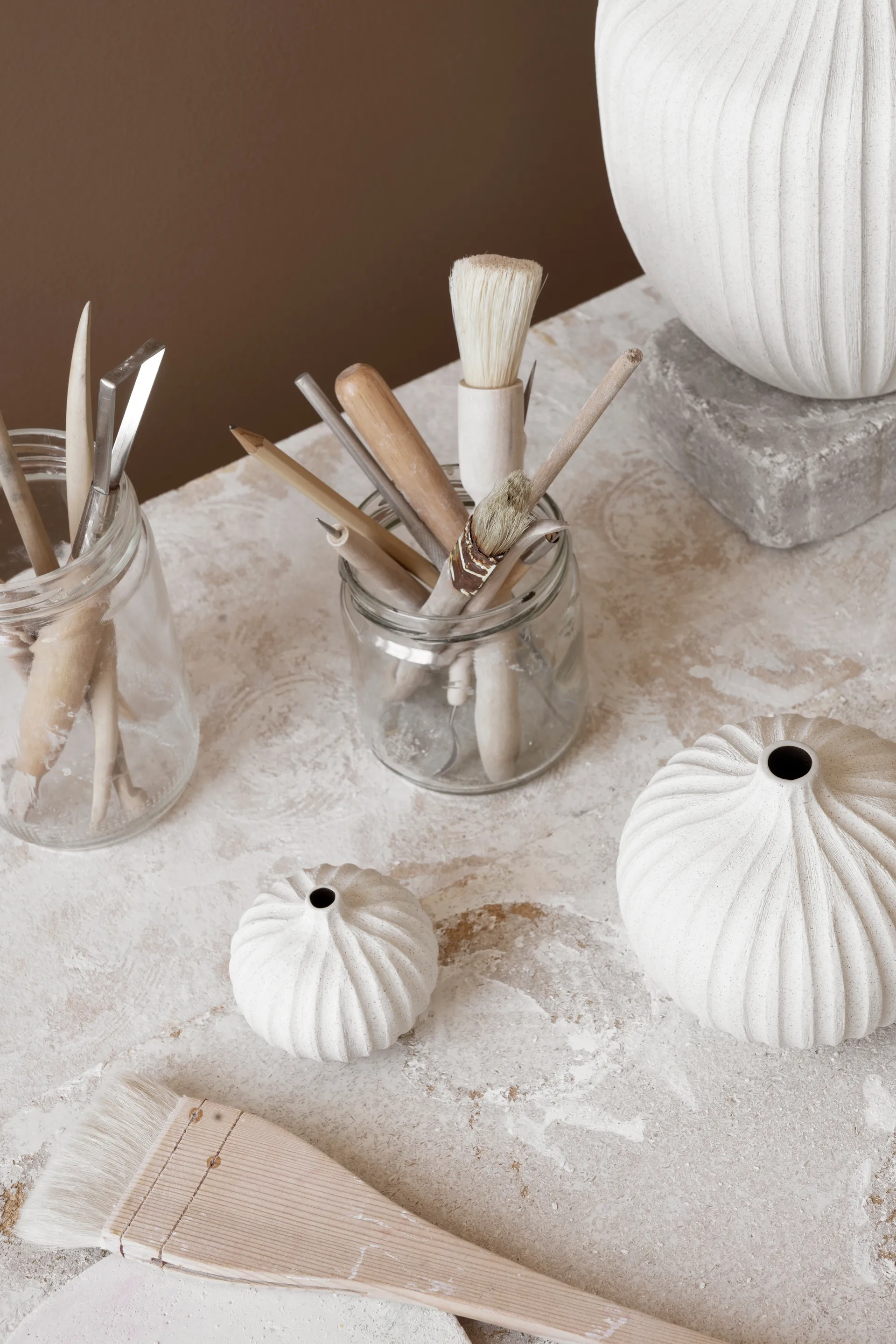 Bari 花瓶, 沙色 白色 light deep line, S Lindform