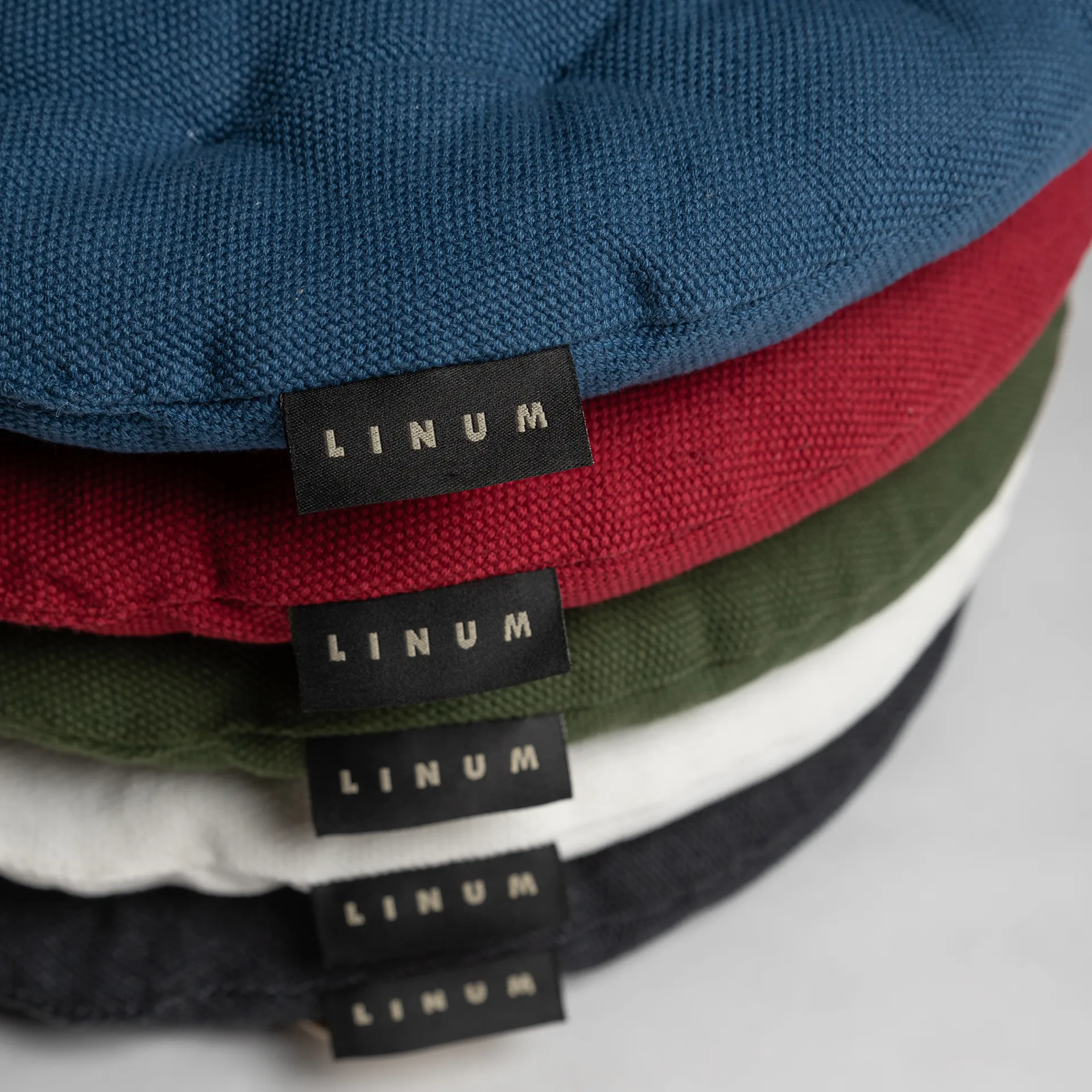 Pepper seat 靠枕|靠垫 Ø37 cm, Dark olive 绿色 Linum