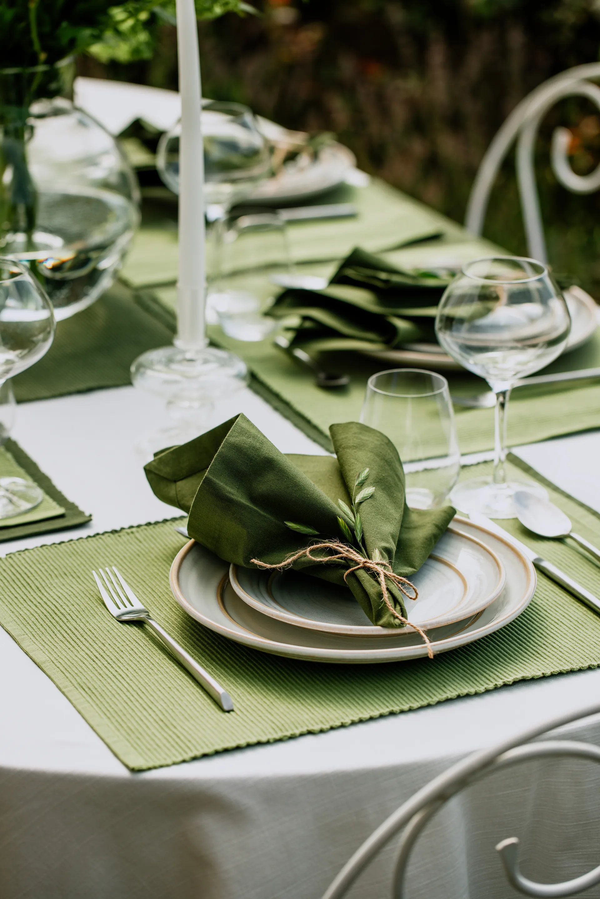 Robert napkins 四件套装, 深橄榄绿 Linum