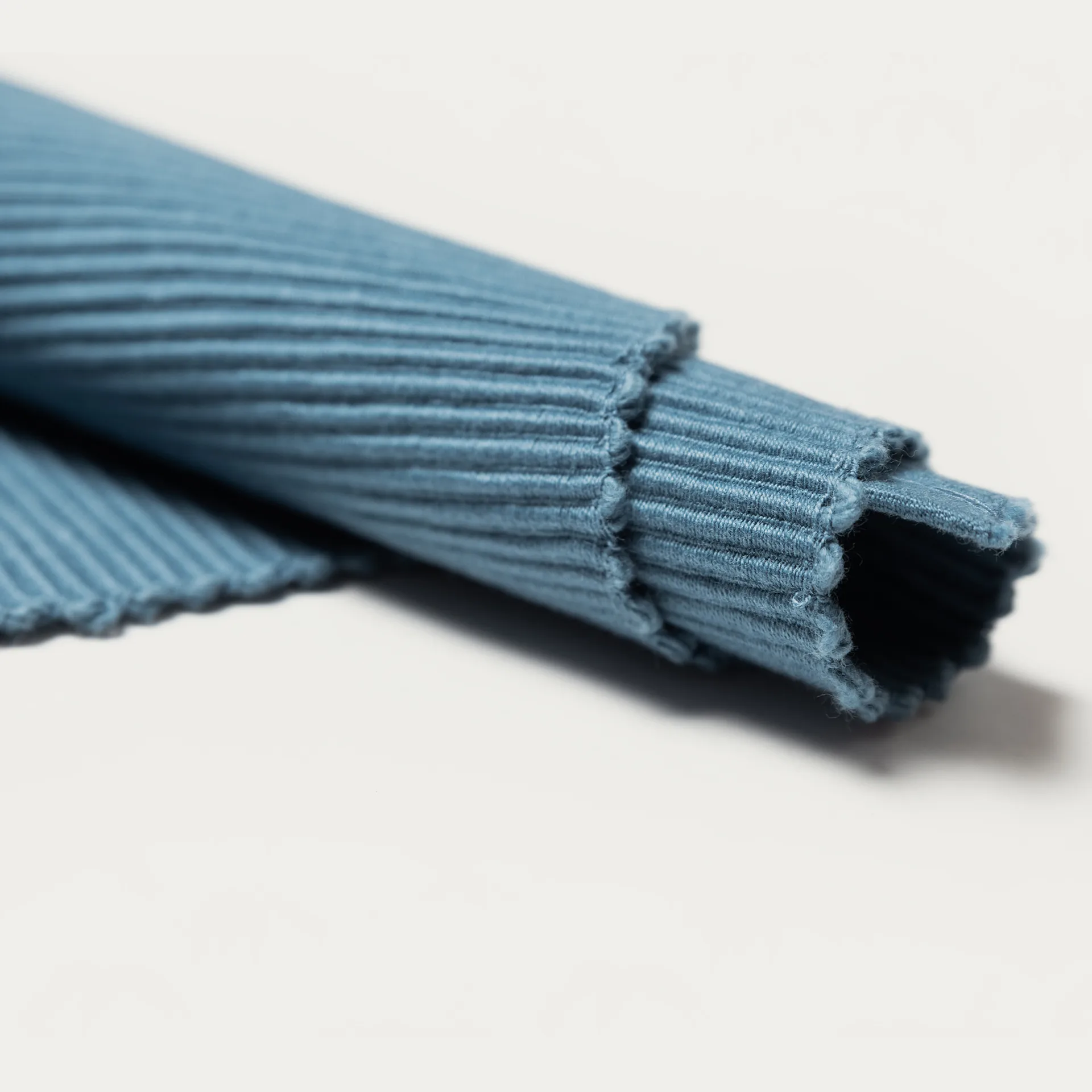 Uni 桌旗 45x150 cm, Deep sea 蓝色 Linum