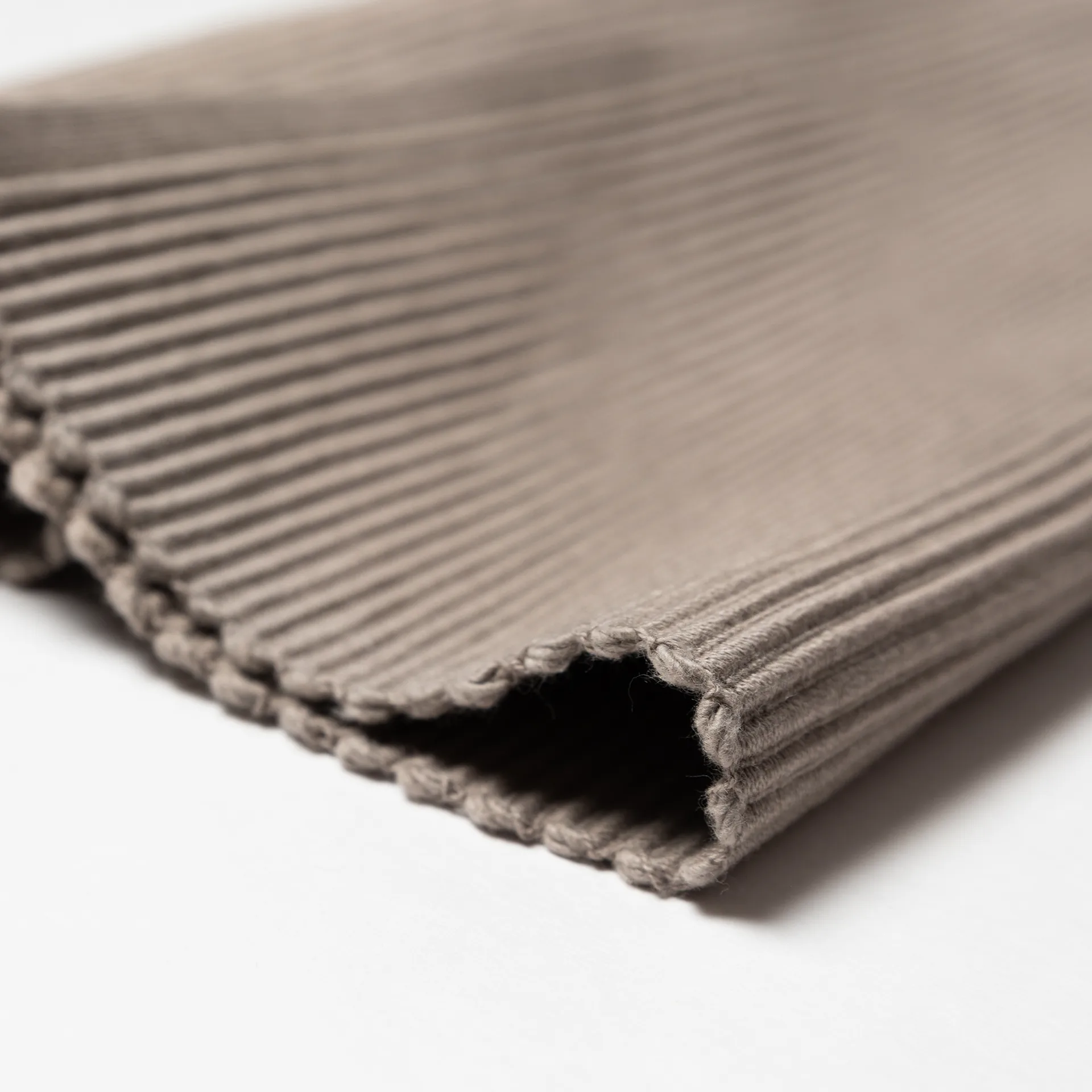 Uni 桌旗 45x150 cm, Mole 褐色 Linum