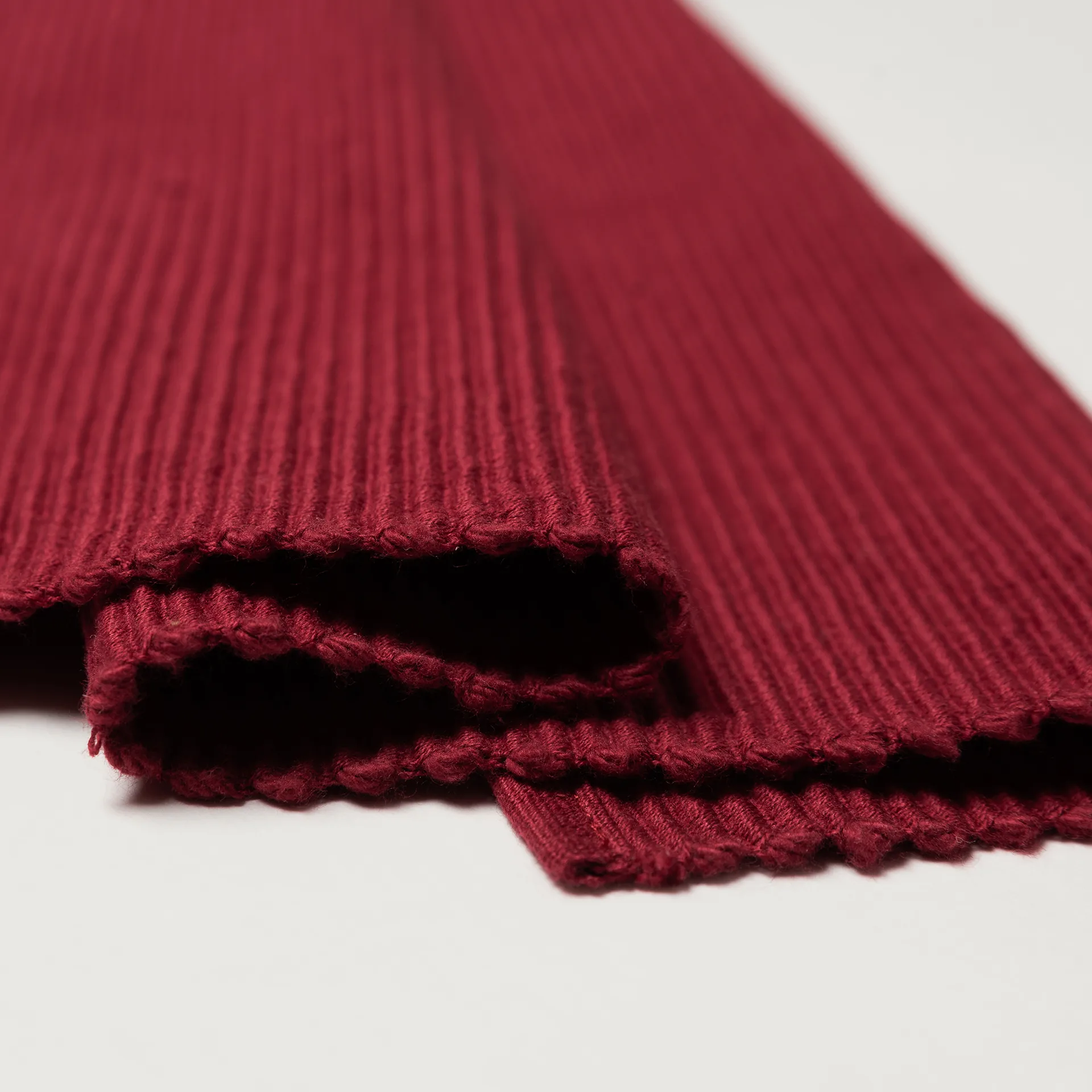 Uni 桌旗 45x150 cm, 红色 Linum