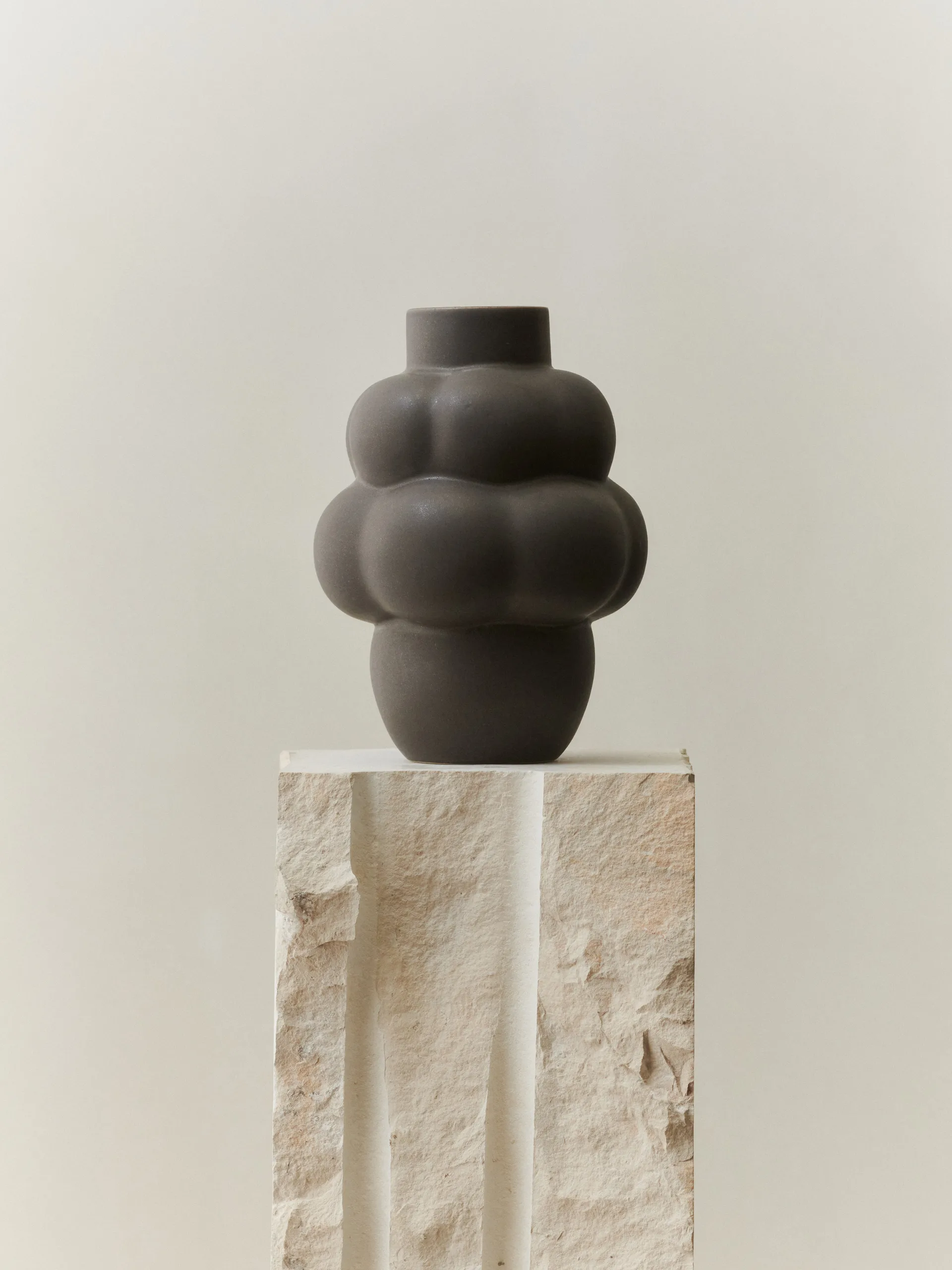 Balloon 04 小号花瓶18cm, 泥棕色 Louise Roe