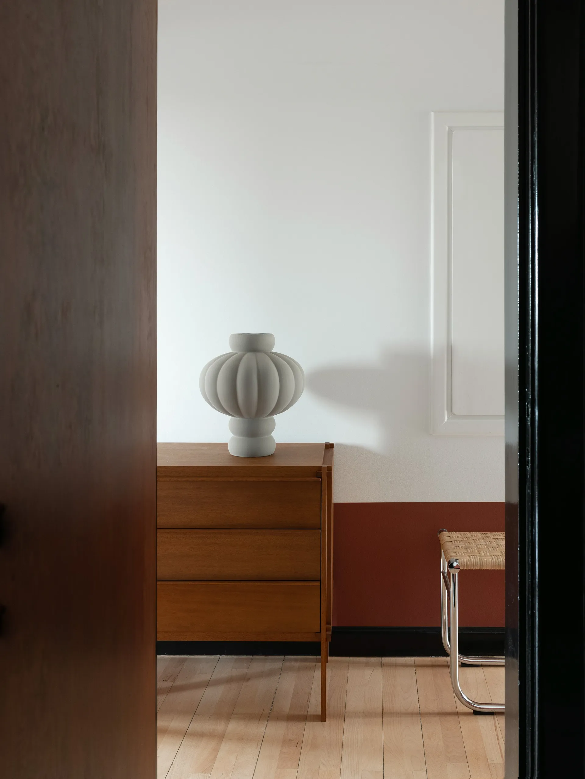 Balloon 气球花瓶 透明 40cm, 磨砂灰色 Louise Roe