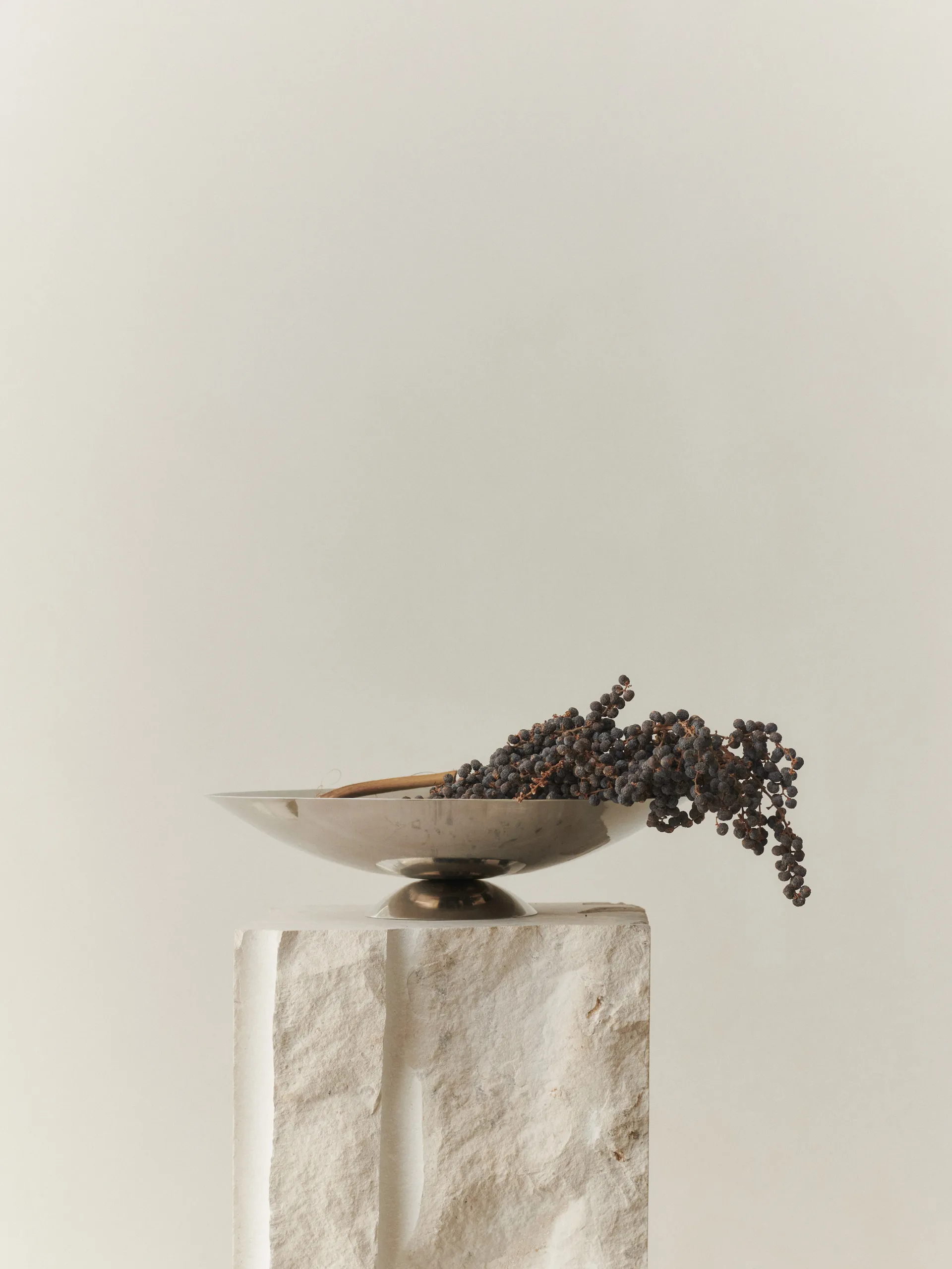 Metal grape 托盘 Ø36 cm, 不锈钢 Louise Roe