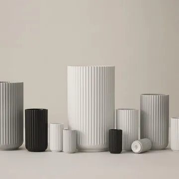 Lyngby 亚光黑色花瓶 - 12cm - Lyngby Porcelæn