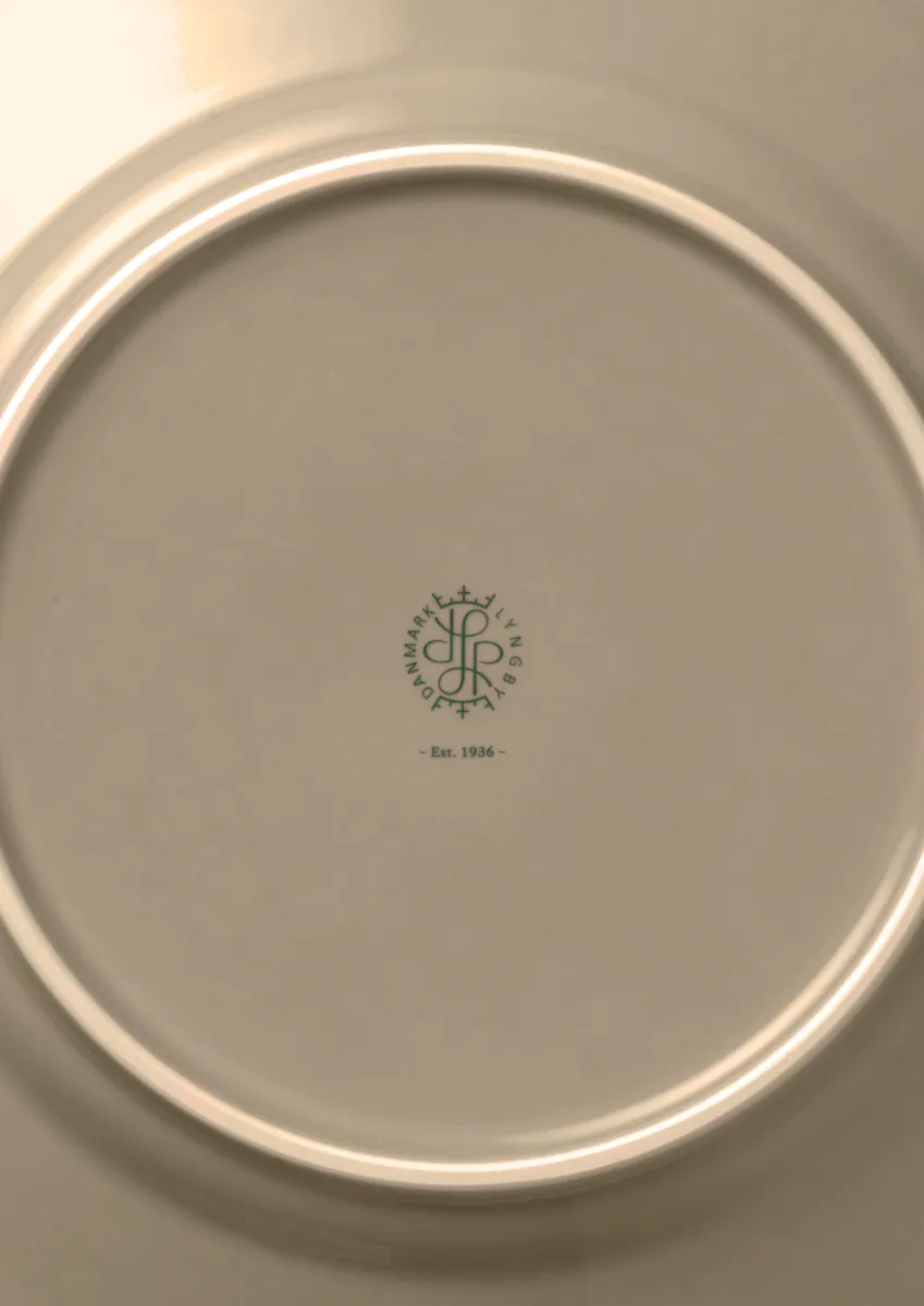 Rhombe Earth 午餐盘Ø23cm, 陶土色 Lyngby Porcelæn