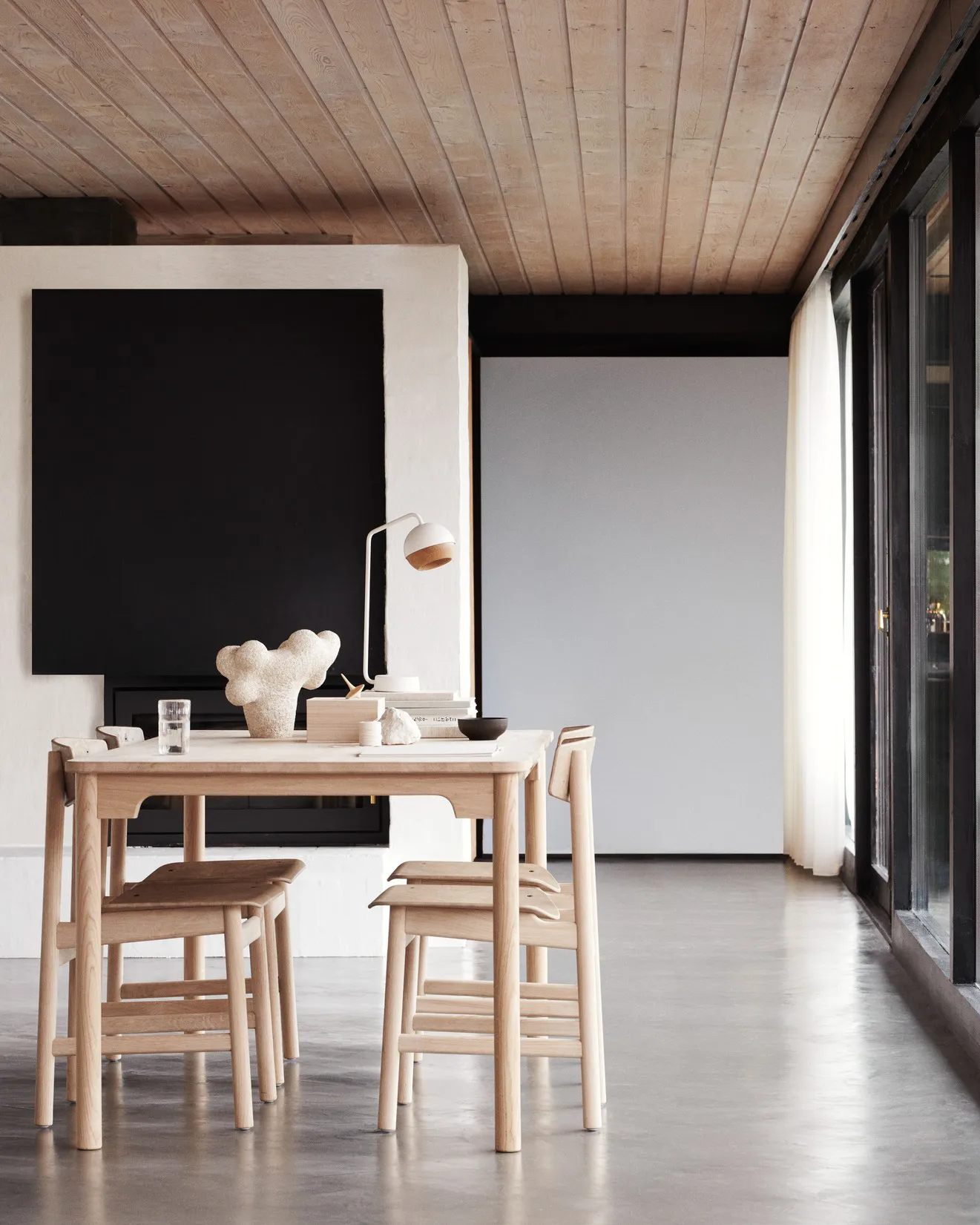 Conscious BM3162 椅子, Soaped oak-coffee waste light Mater