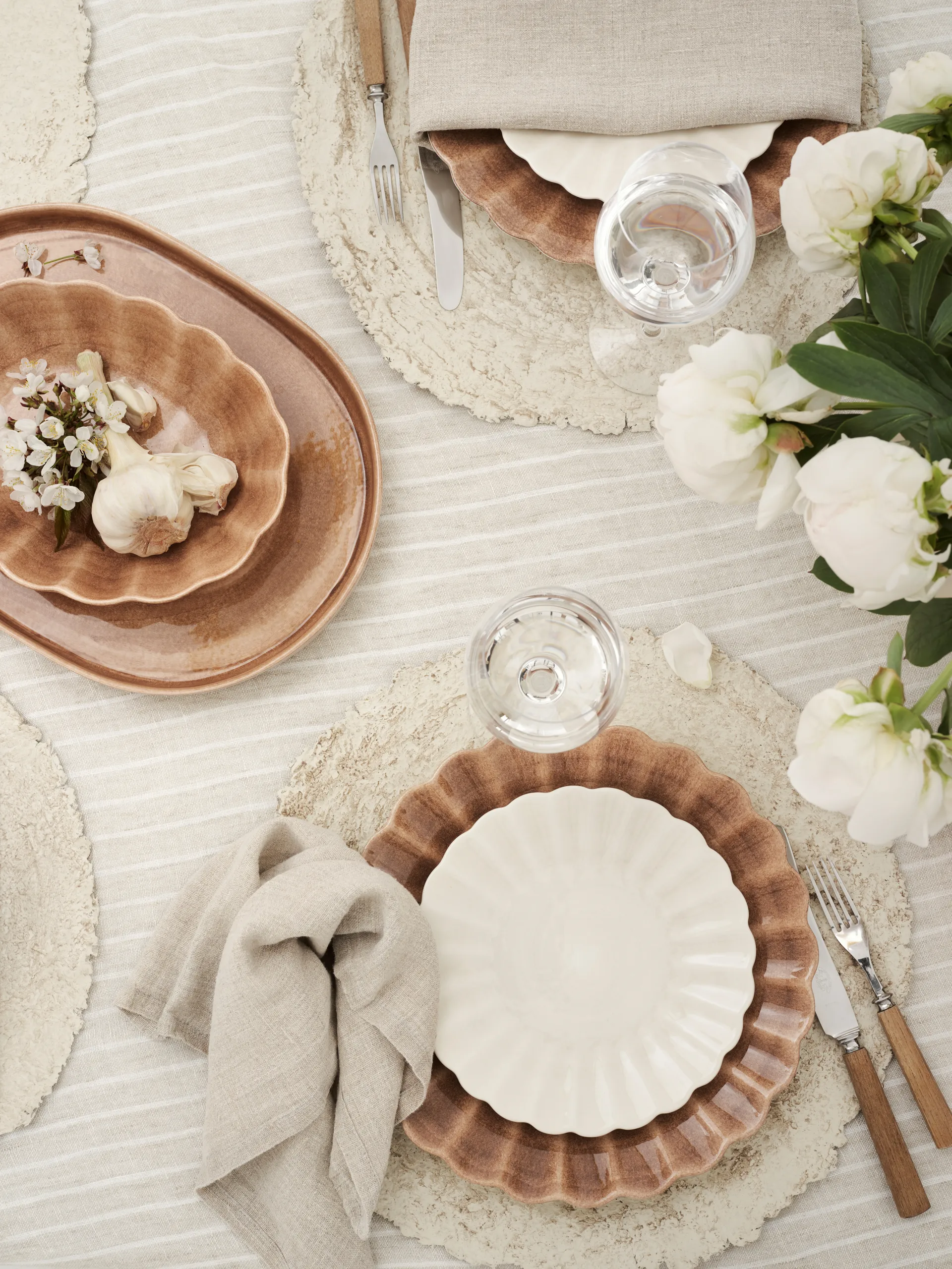 Oyster 盘子 28 cm, cinnamon Mateus