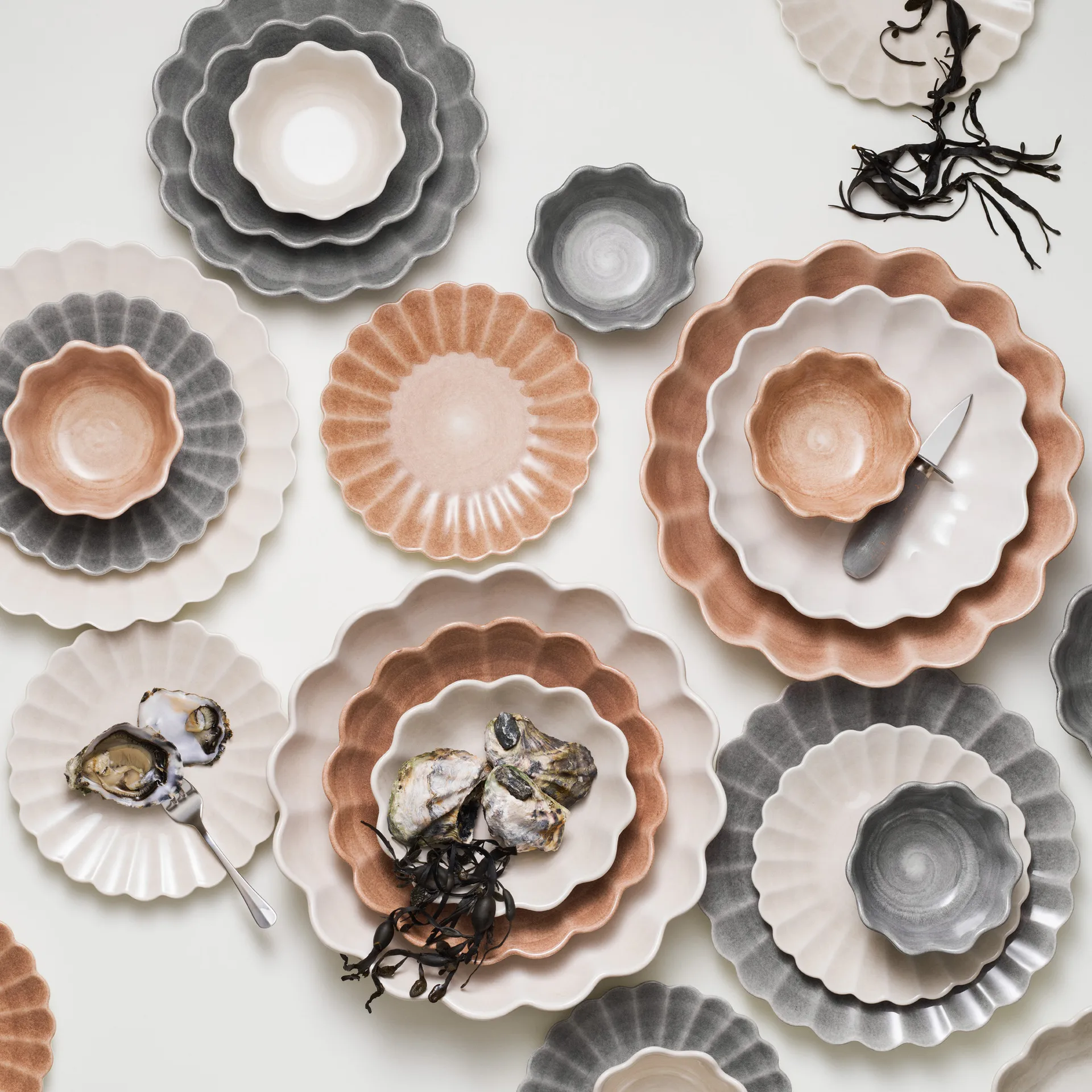 Oyster 盘子 28 cm, 灰色 Mateus